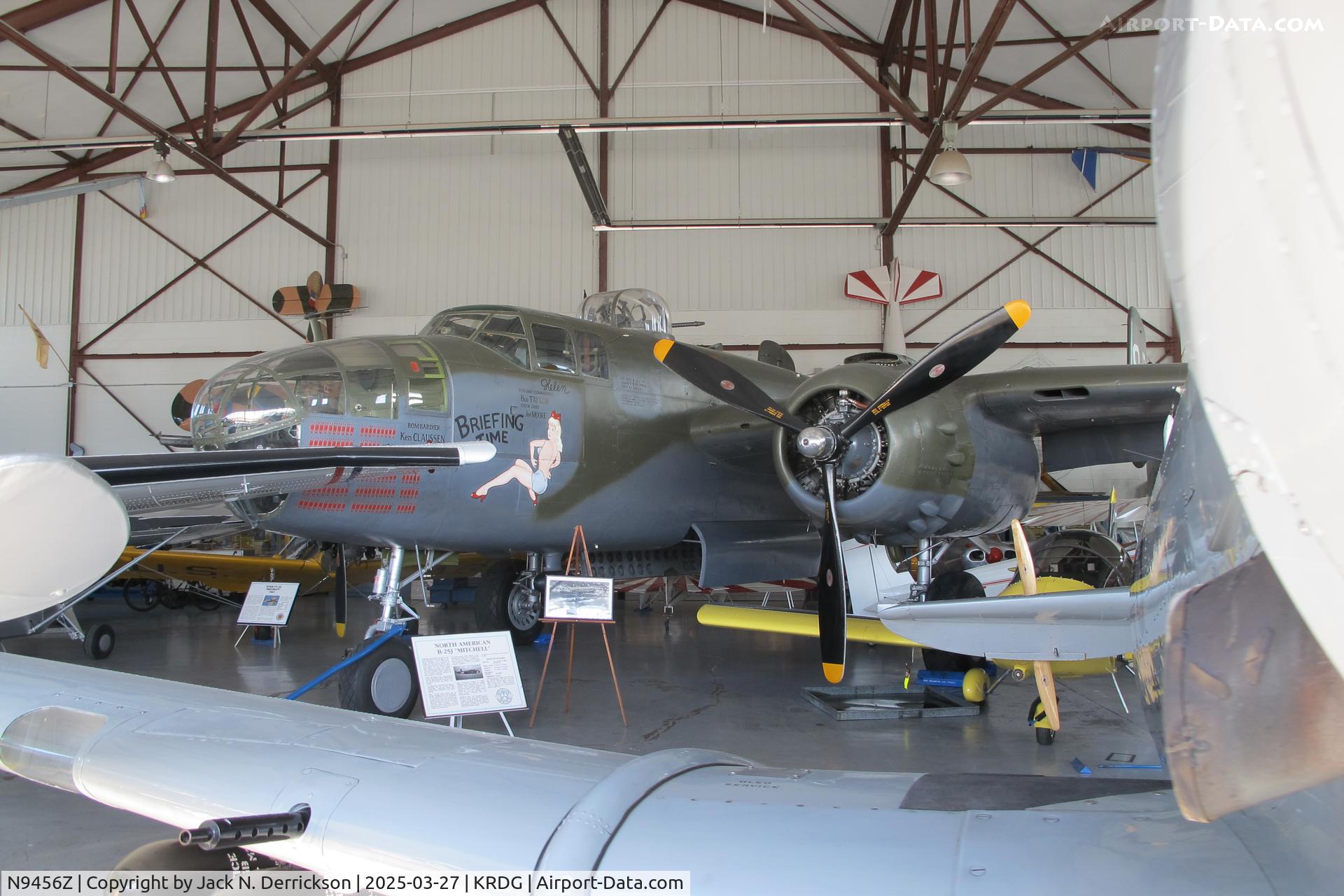 N9456Z, 1943 North American TB-25N Mitchell C/N 108-33214, TB-25 at Reading