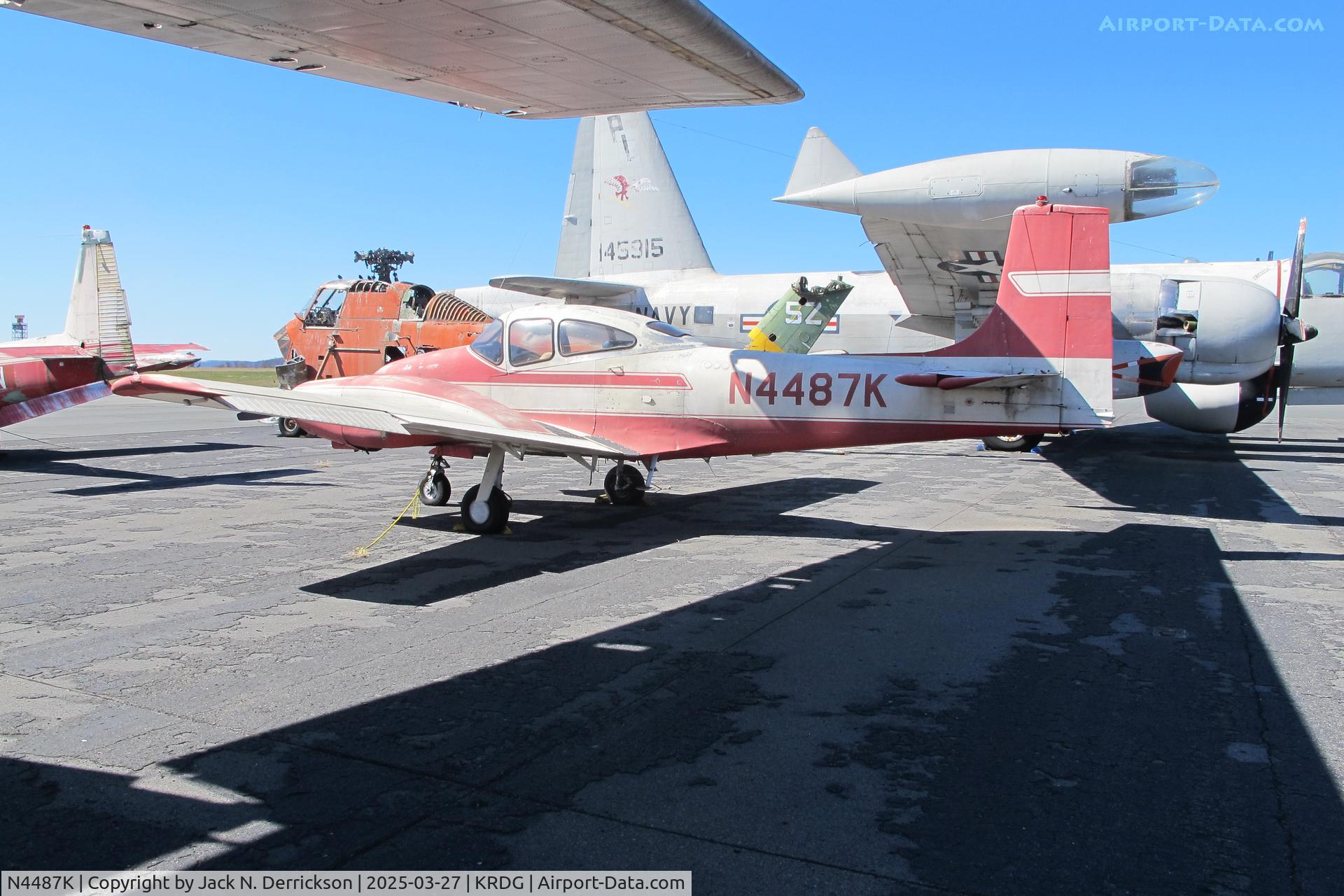 N4487K, 1948 Riley-Temco D-16 Twin Navion C/N TTN-24 (NAV-4-1487), Twin Navion at Reading