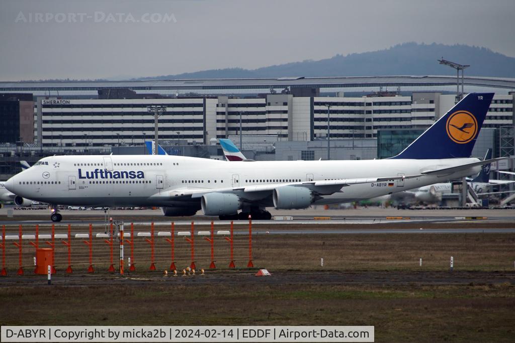 D-ABYR, 2014 Boeing 747-830 C/N 37842, Taxiing