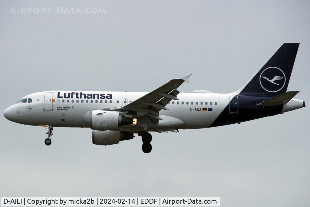 D-AILI, 1997 Airbus A319-114 C/N 651, Landing
