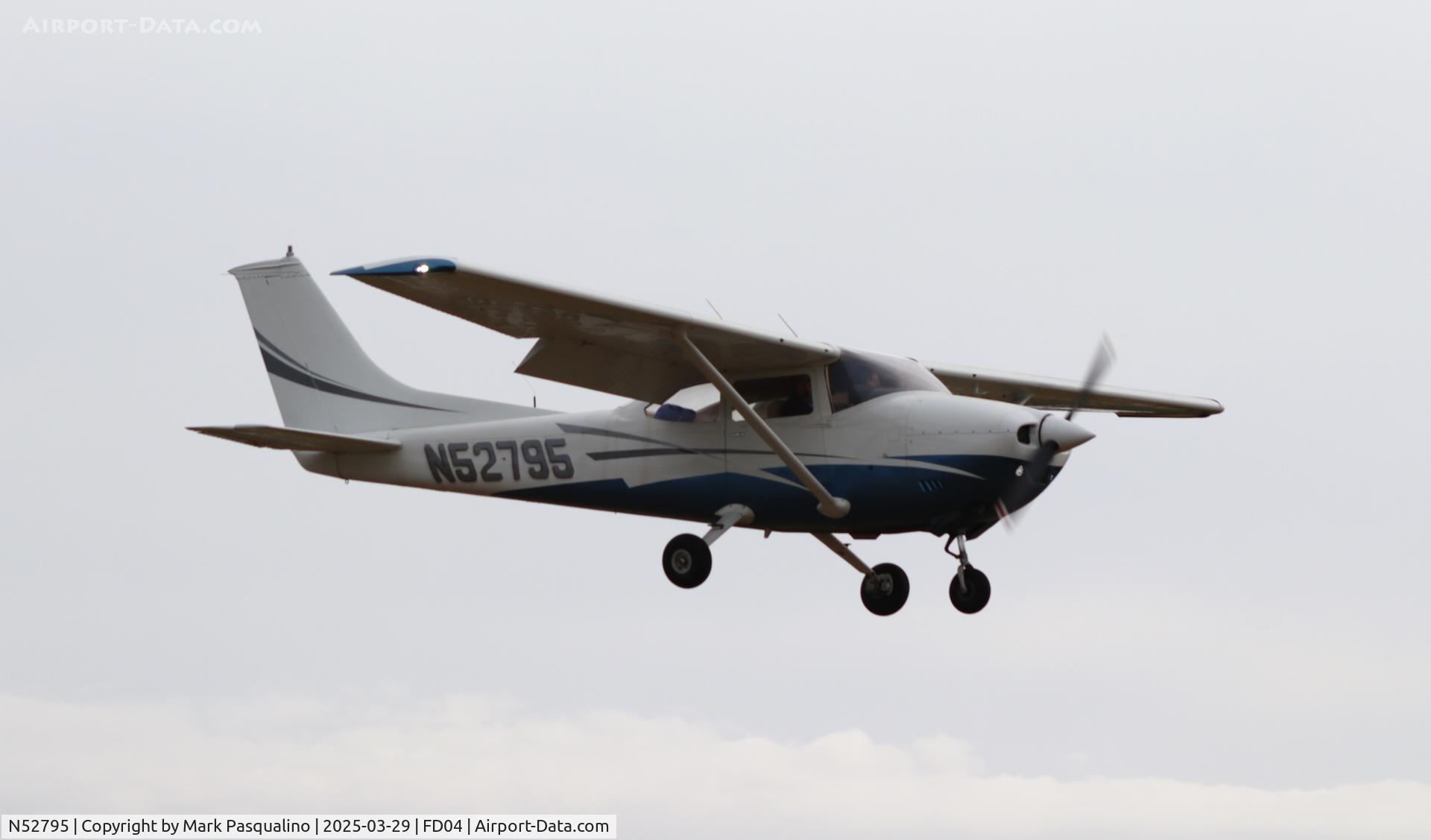 N52795, 1974 Cessna 182P Skylane C/N 18262851, Cessna 182P