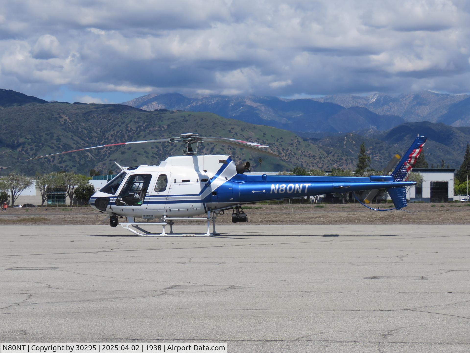 N80NT, 2007 Eurocopter AS-350B-2 Ecureuil C/N 4352, Parked