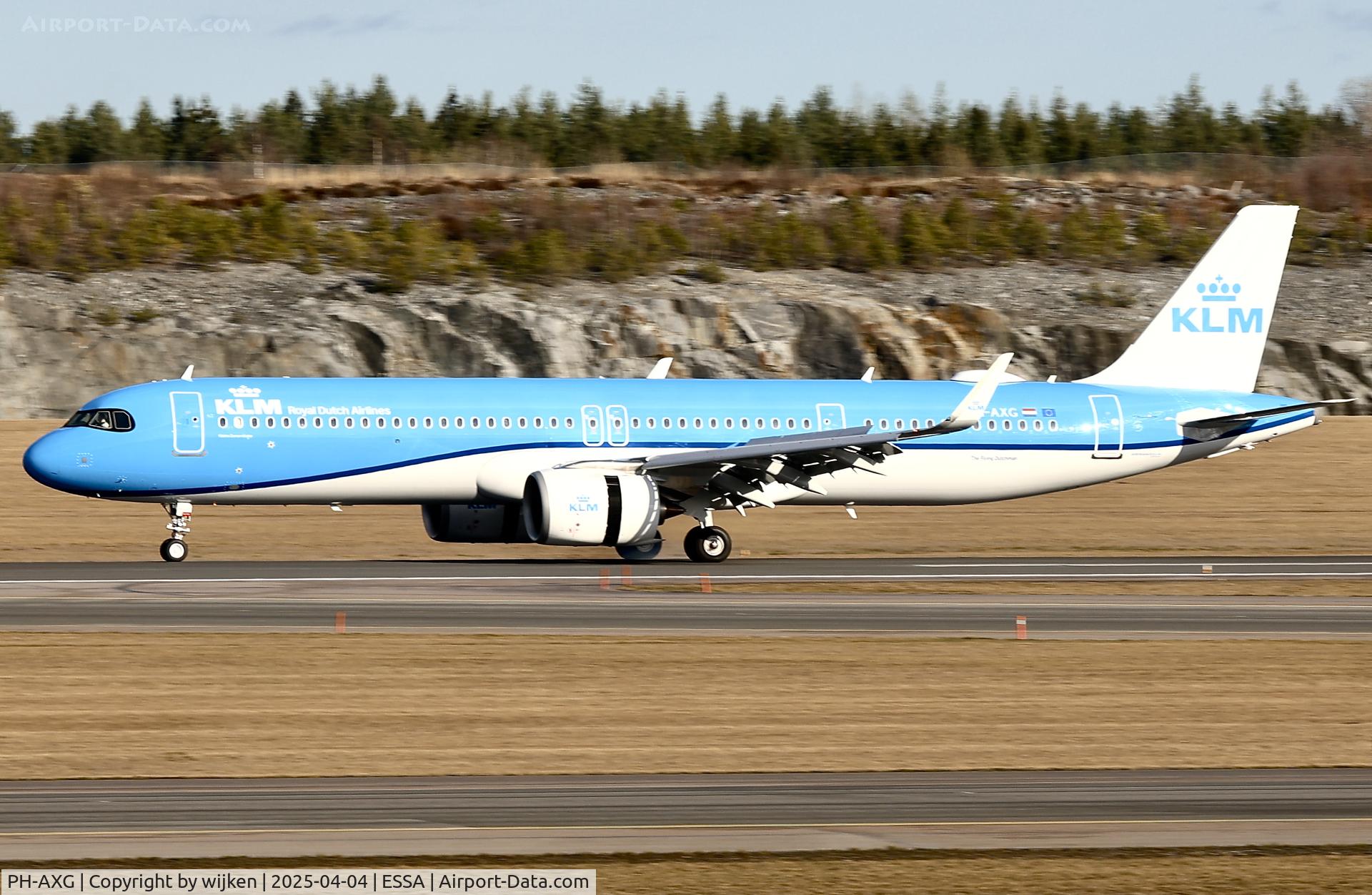PH-AXG, 2025 Airbus A321-252NX C/N 12445, Rwy 01R