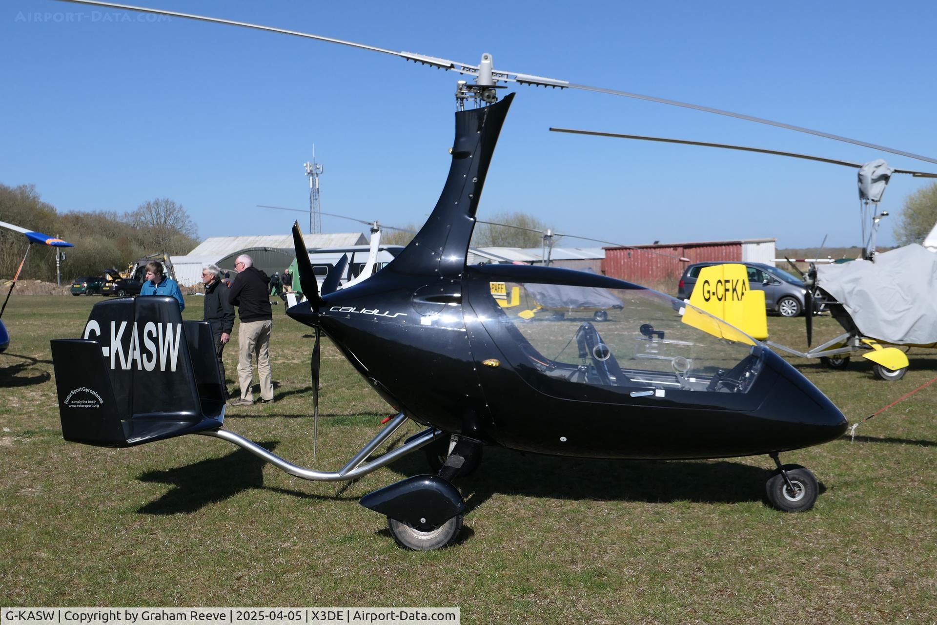 G-KASW, 2010 Rotorsport UK Calidus C/N RSUK/CALS/006, Parked at Deenethorpe.