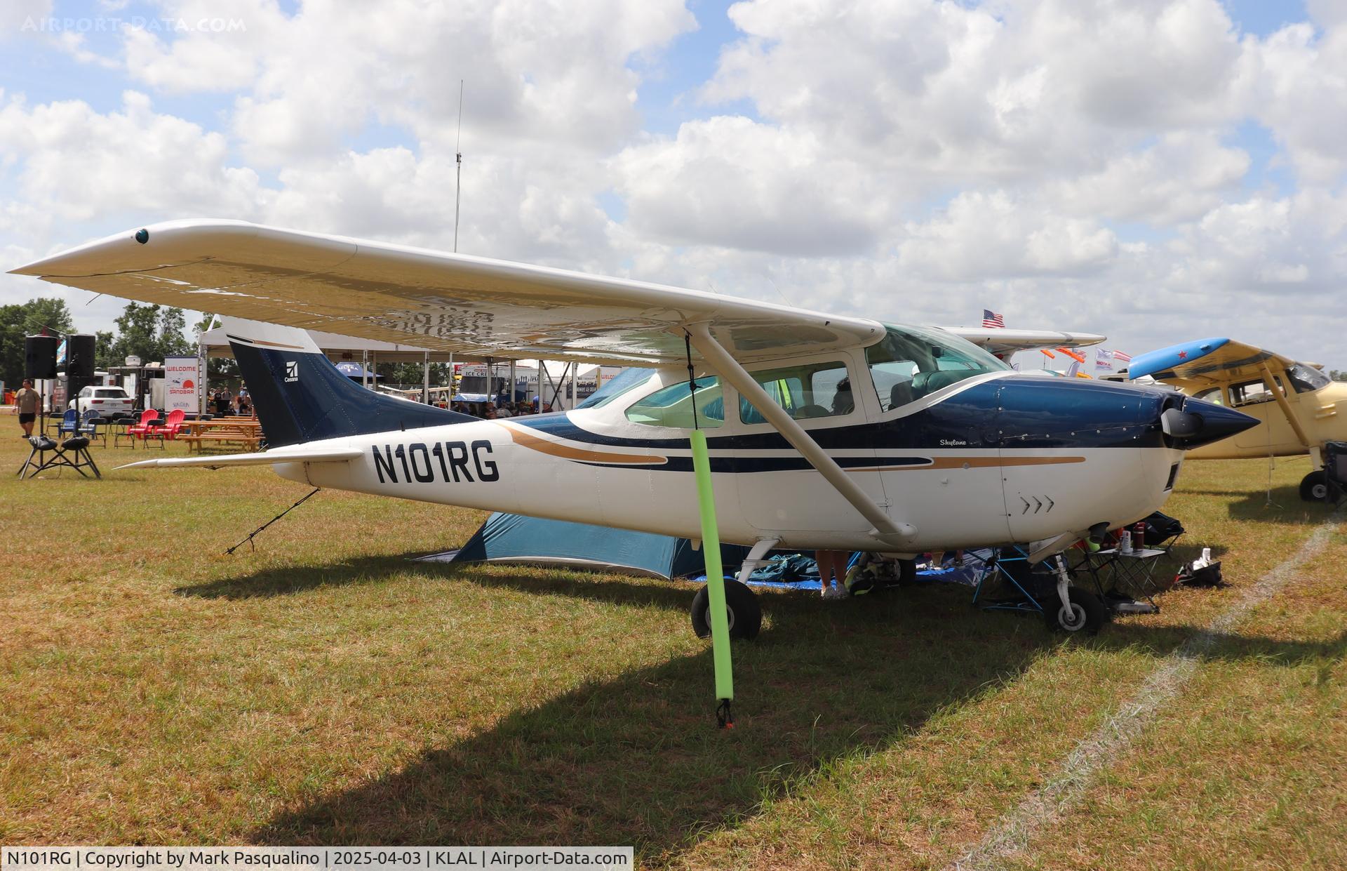 N101RG, 1967 Cessna 182L Skylane C/N 18258526, Cessna 182L