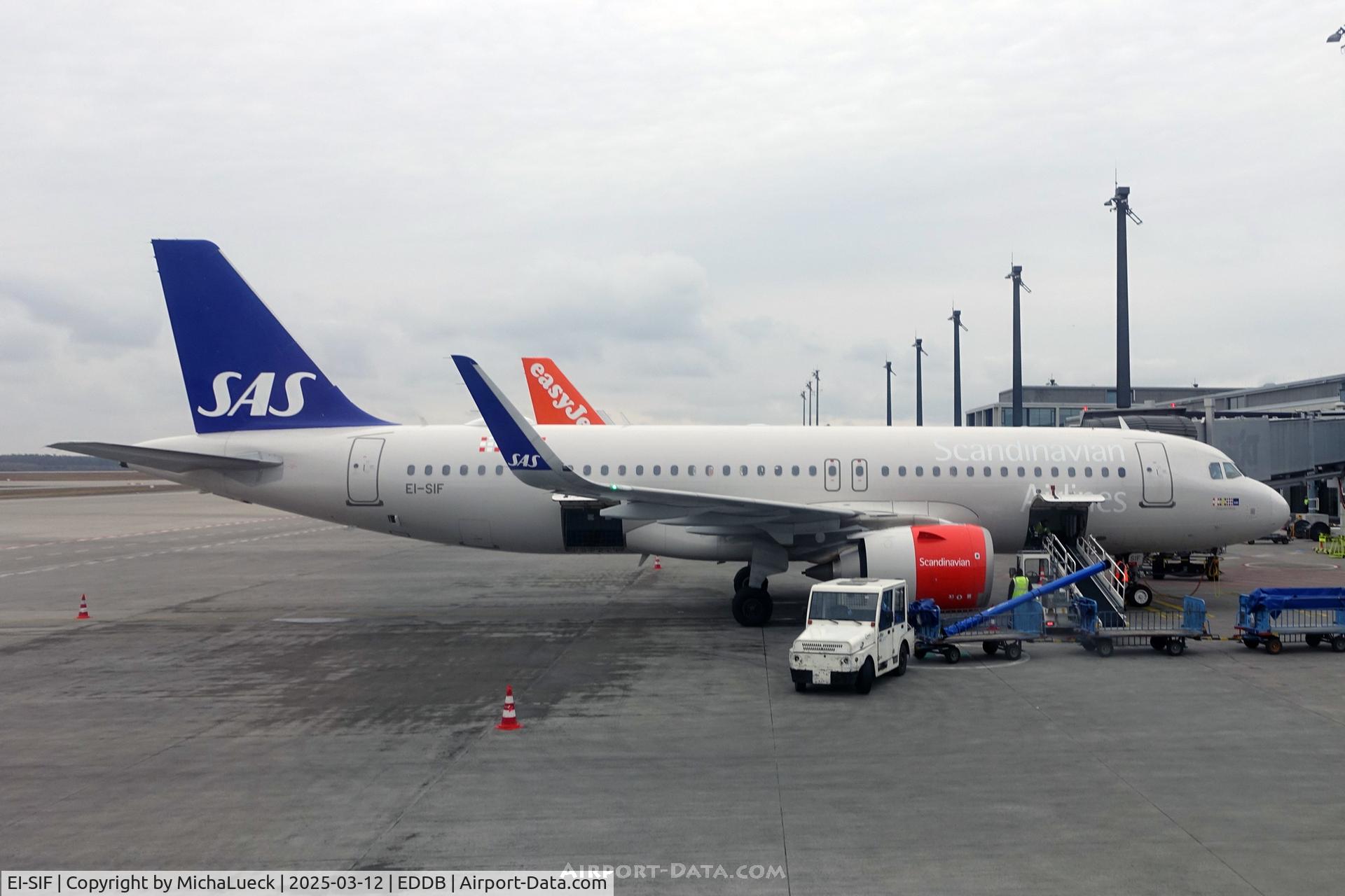 EI-SIF, 2018 Airbus A320-251N C/N 8109, At Berlin Brandenburg