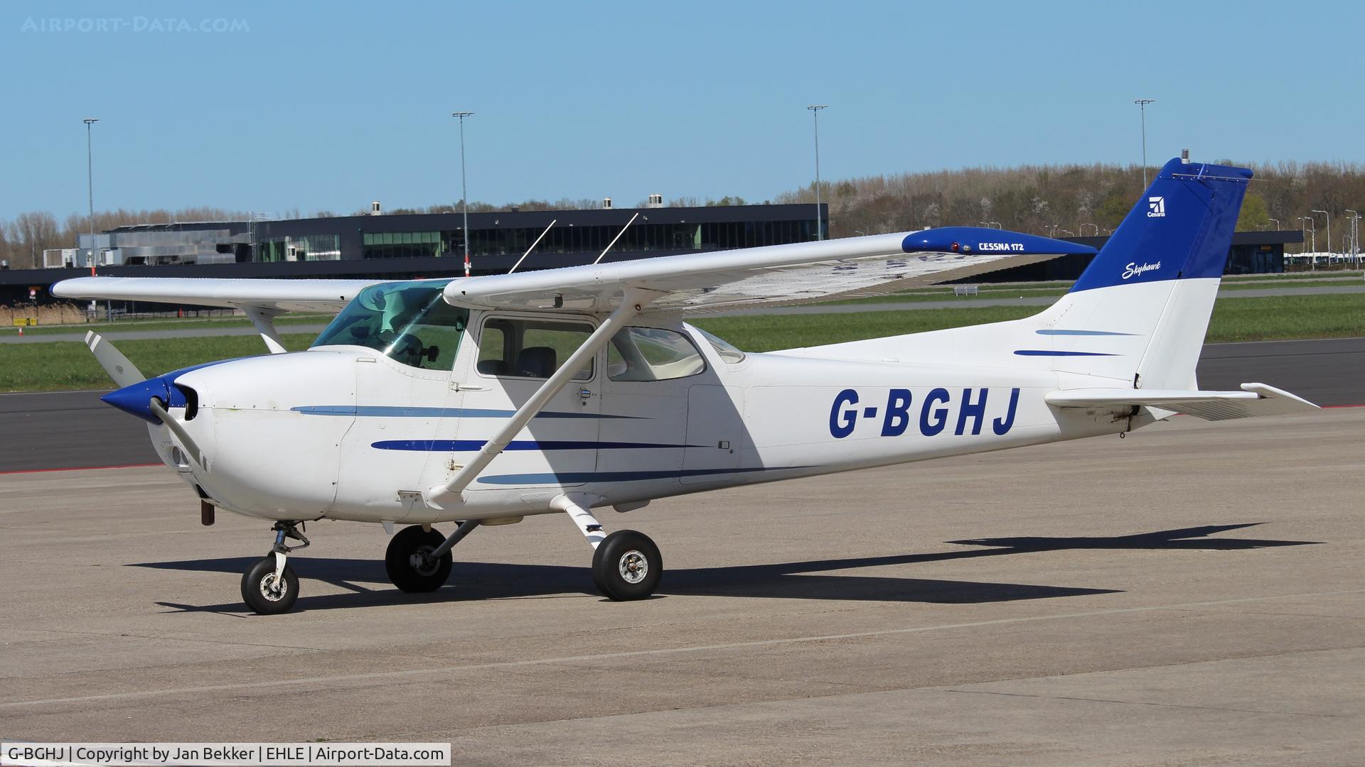 G-BGHJ, 1979 Reims F172N Skyhawk C/N 1777, Lelystad Airport