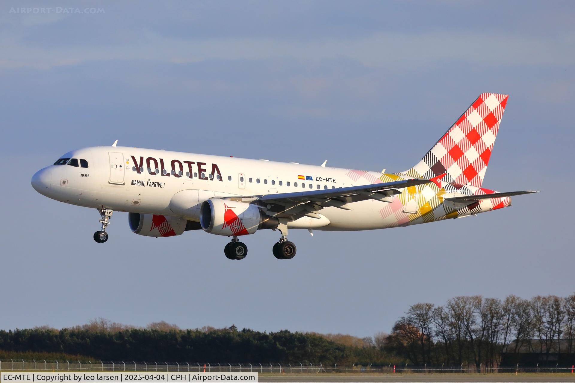 EC-MTE, 2004 Airbus A319-111 C/N 2332, Copenhagen 4.4.2025
