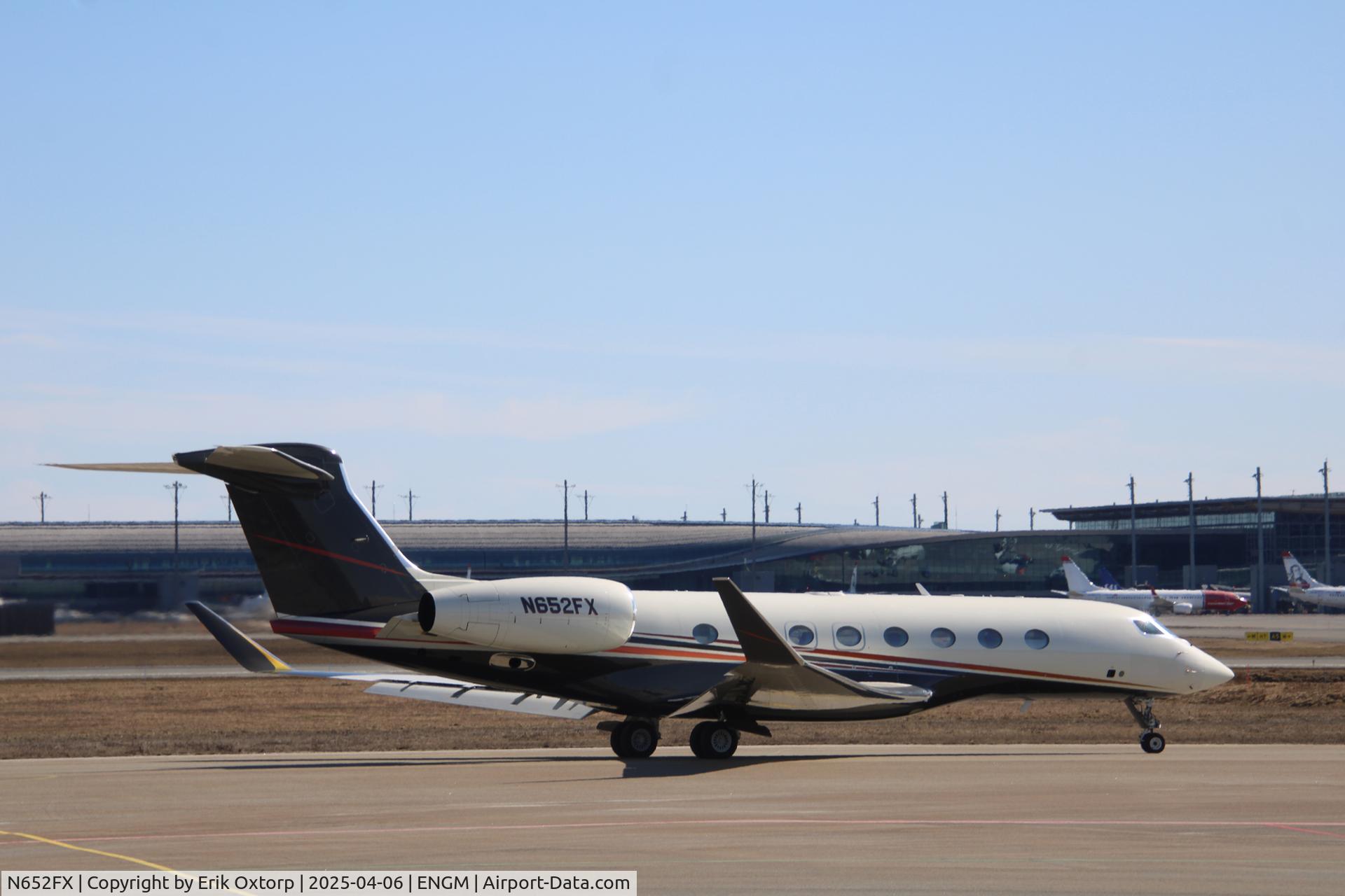 N652FX, 2013 Gulfstream GVI (G650ER) C/N 6050, N652FX in OSL