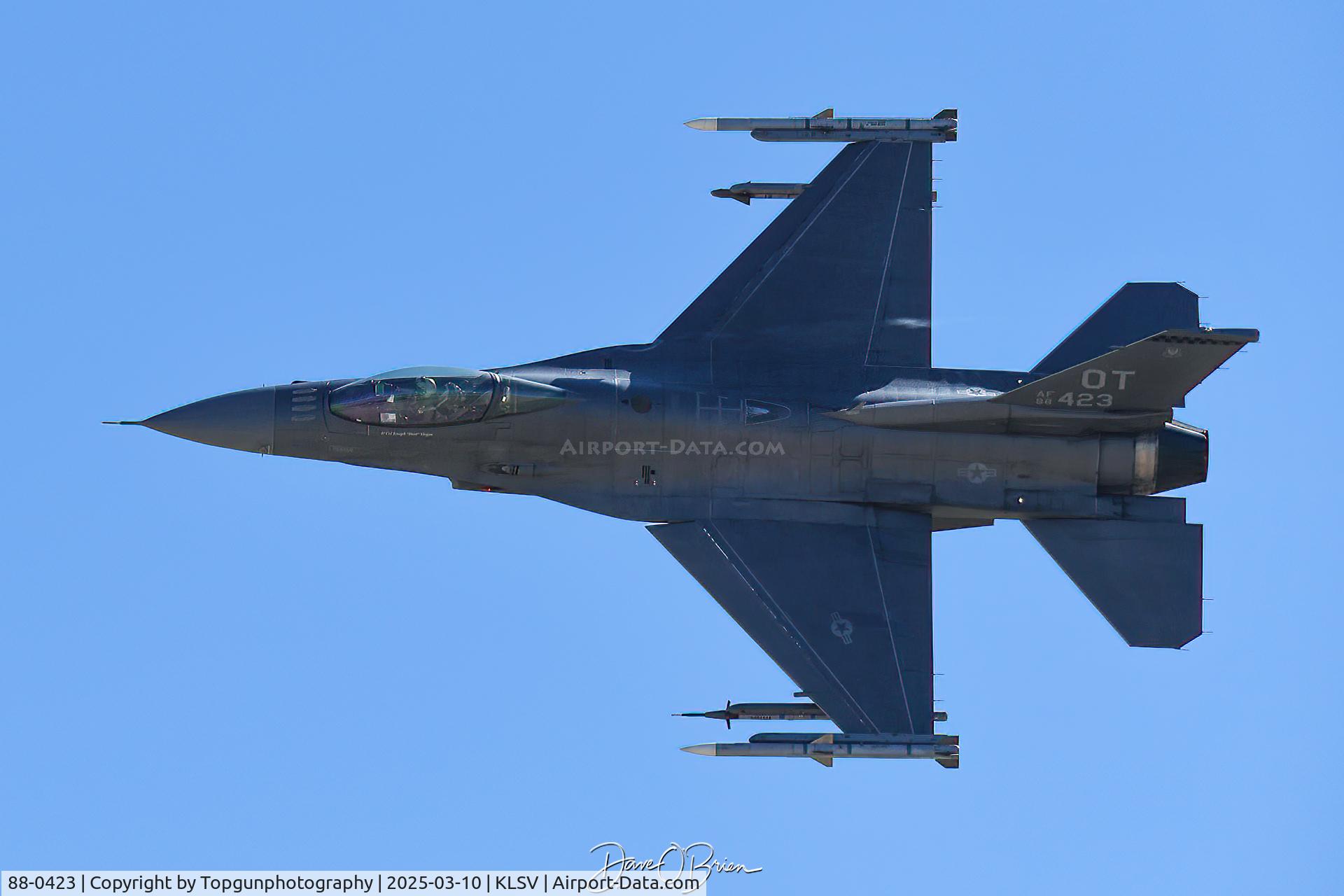 88-0423, 1989 General Dynamics F-16CM Fighting Falcon C/N 1C-25, VIPER43 422nd TES