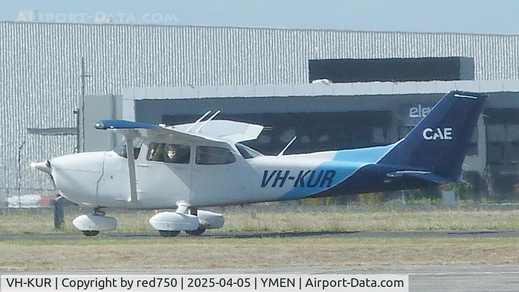 VH-KUR, 2017 Textron Aviation Inc (Cessna) 172S C/N 172S12086, Cessna 172S at Essendon