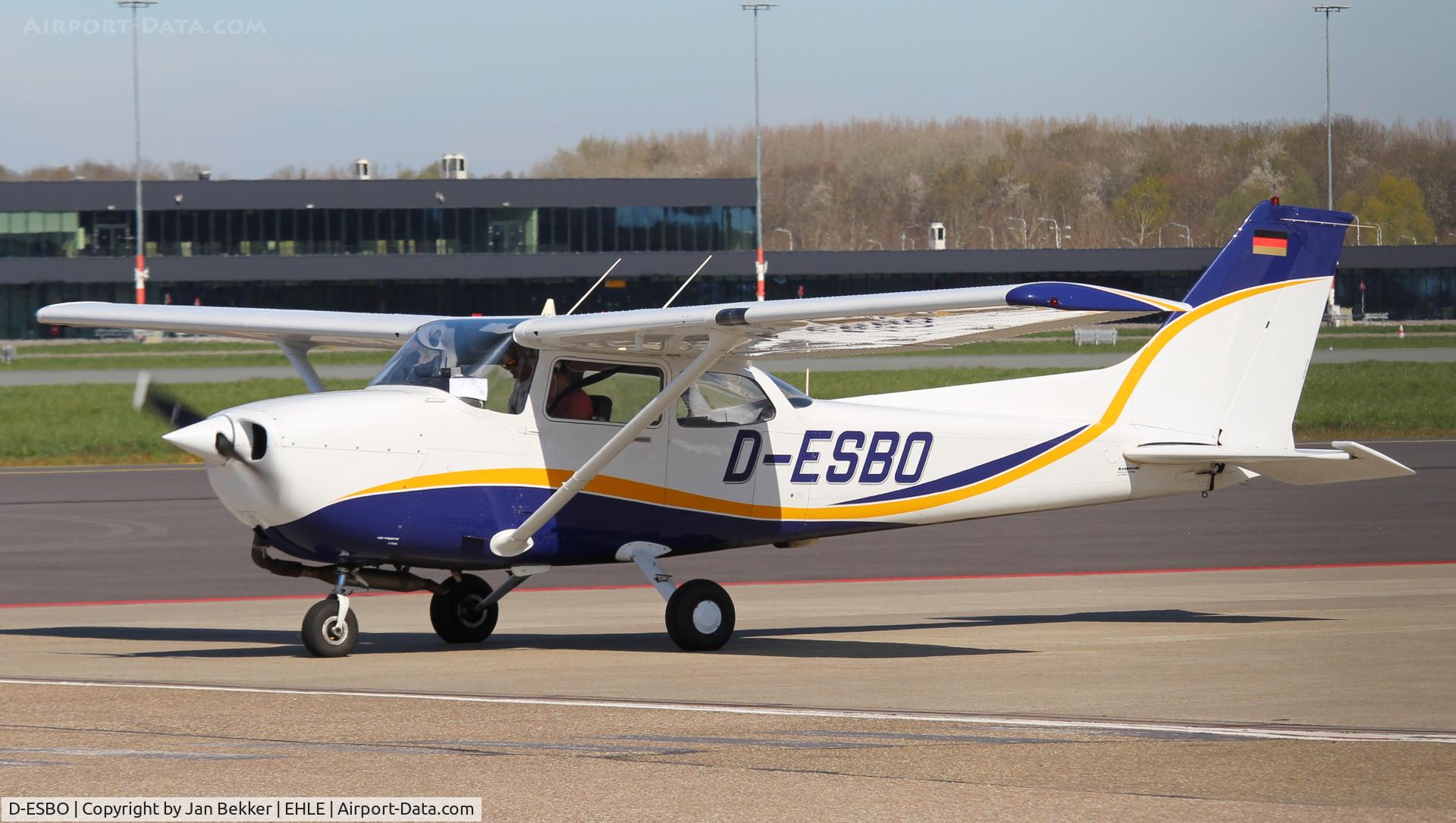D-ESBO, Reims F172P C/N 2254, Lelystad Airpory