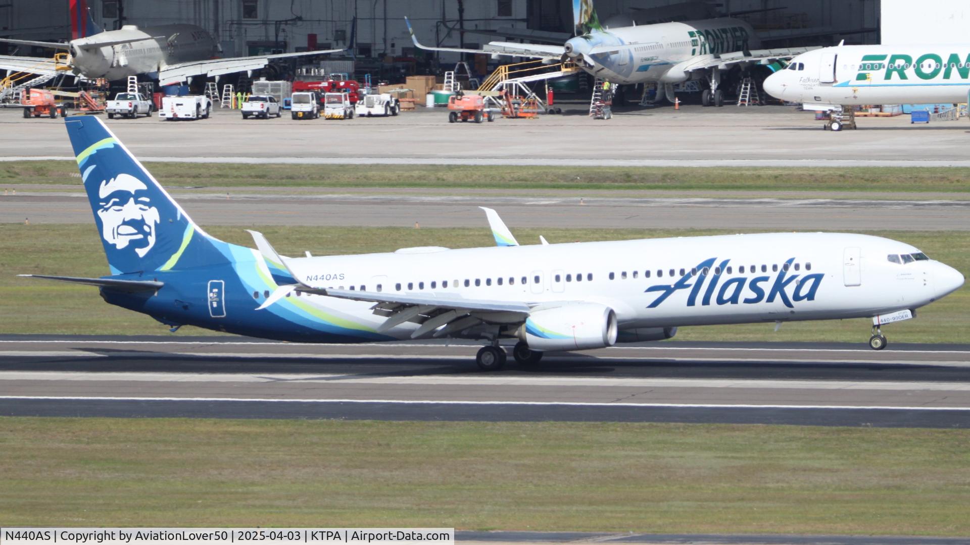 N440AS, 2013 Boeing 737-990/ER C/N 41705, Alaska 739