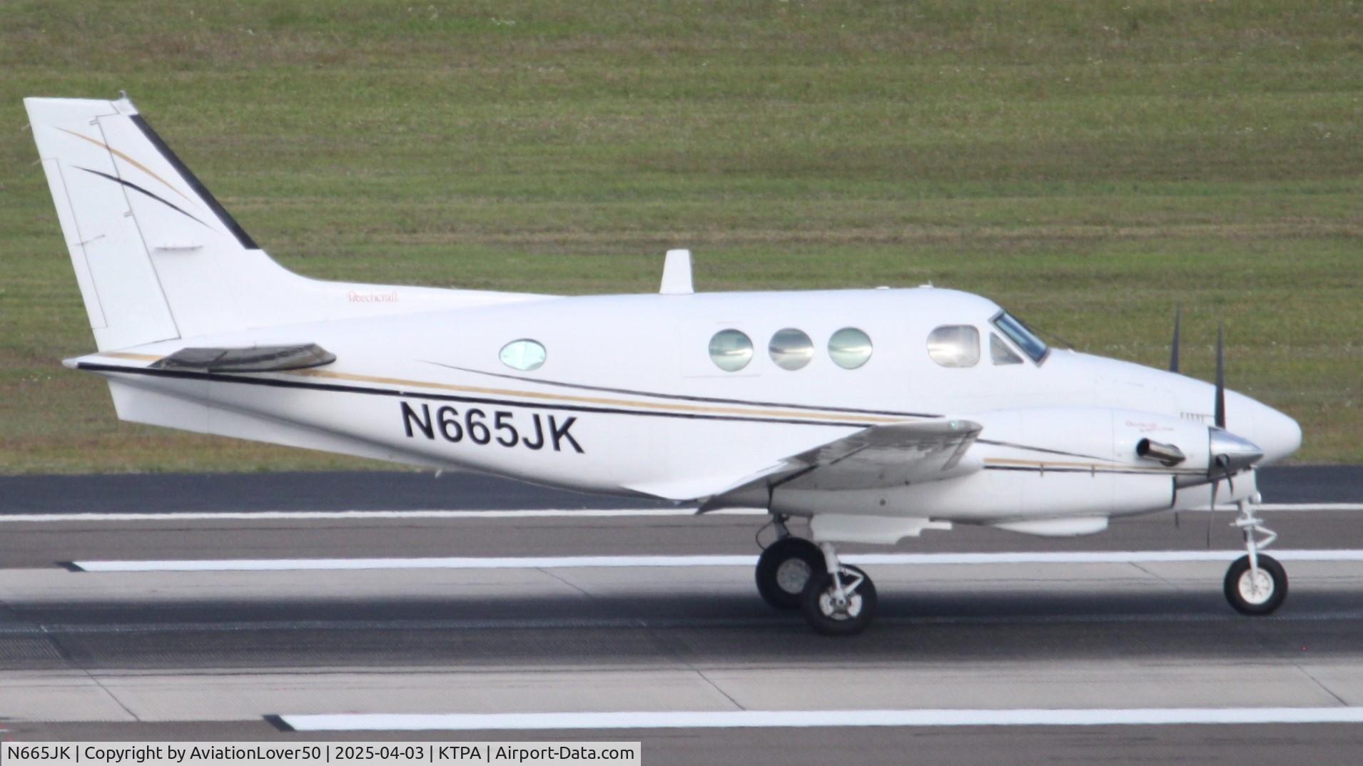 N665JK, 1975 Beech C90 King Air C/N LJ-665, C90 King Air