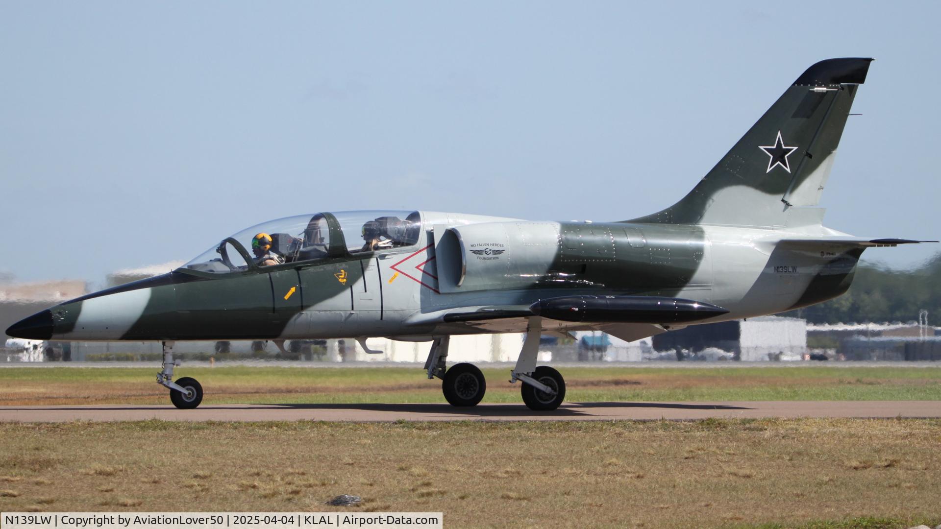 N139LW, 1982 Aero L-39 Albatros C/N 232429, L-39