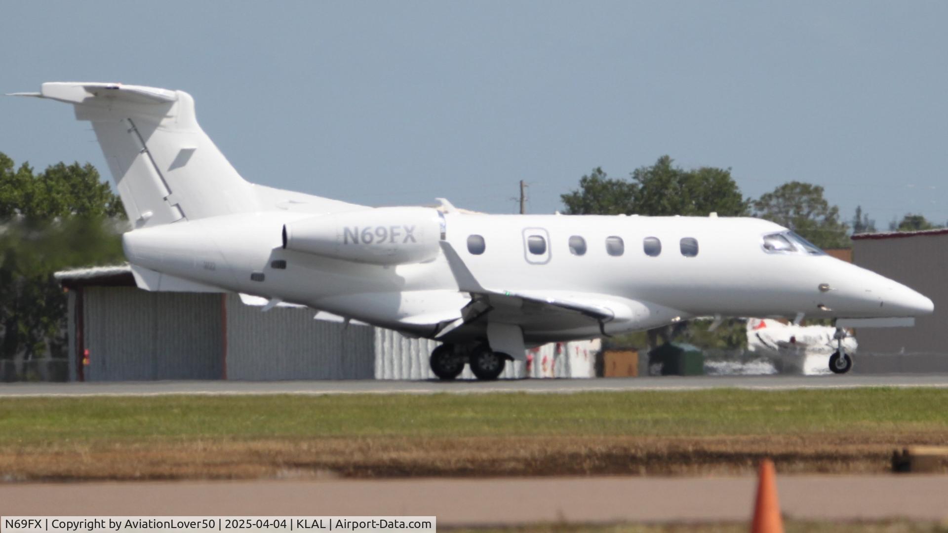 N69FX, 2018 Embraer EMB-505 Phenom 300 C/N 50500489, Phenom 300