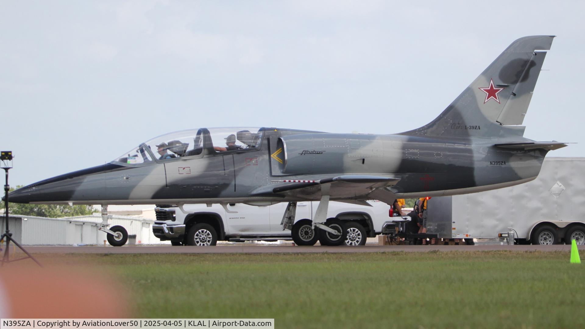 N395ZA, 1982 Aero L-39ZA Albatros C/N 232403, L-39ZA