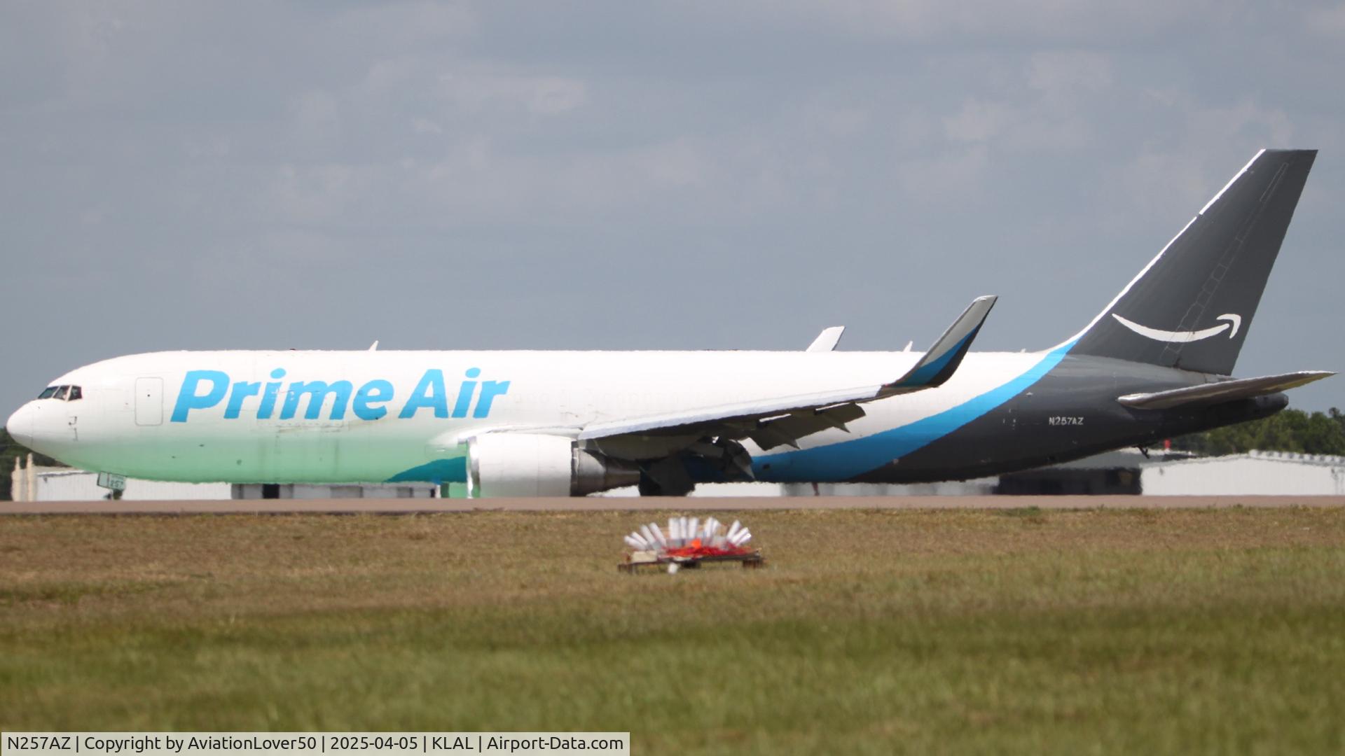 N257AZ, 1999 Boeing 767-323/ER(BDSF) C/N 29605, Amazon 763F