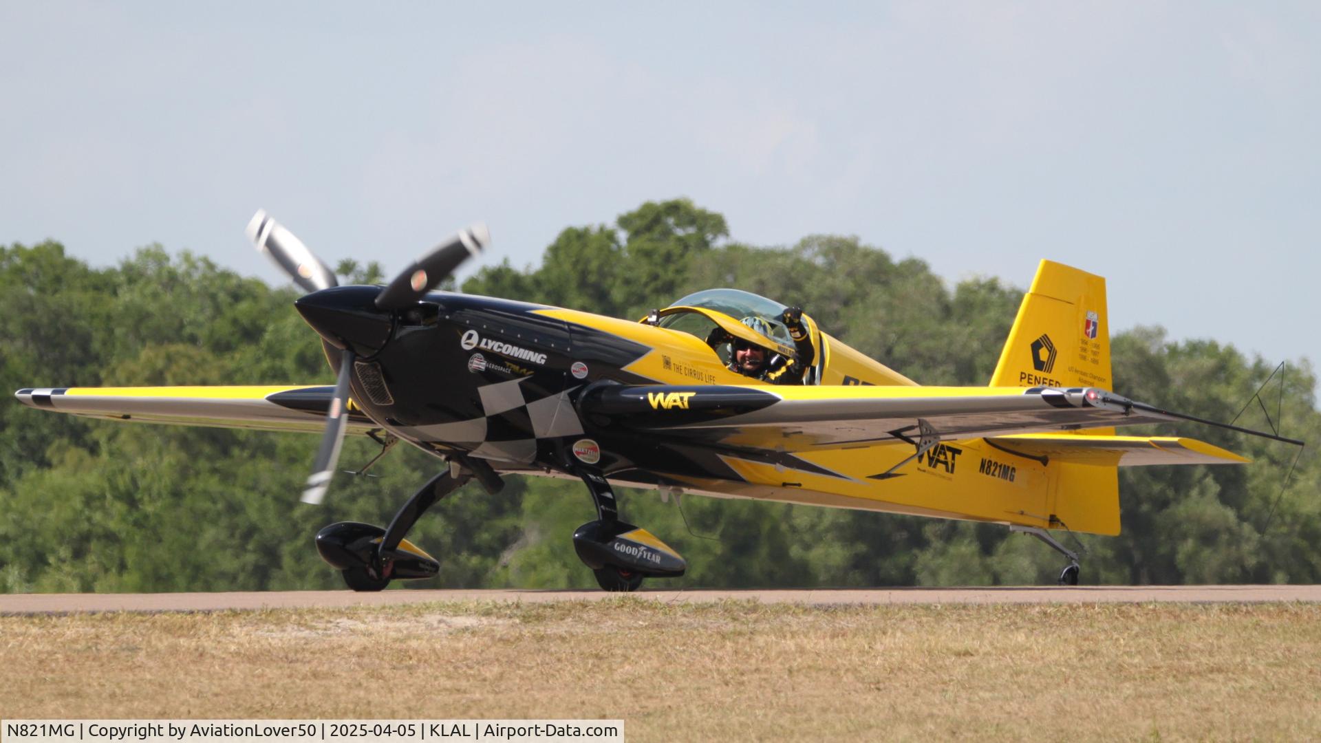 N821MG, 2009 Extra EA-300SC C/N SC010, Michael Goulian