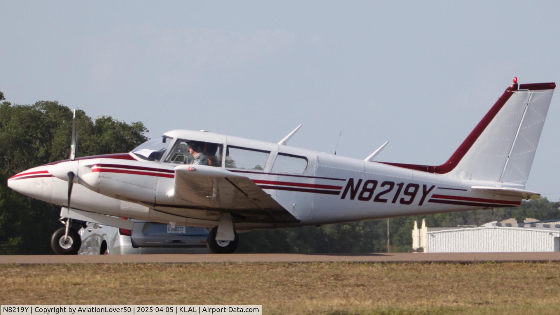 N8219Y, 1966 Piper PA-30 Twin Comanche C/N 30-1347, PA-30