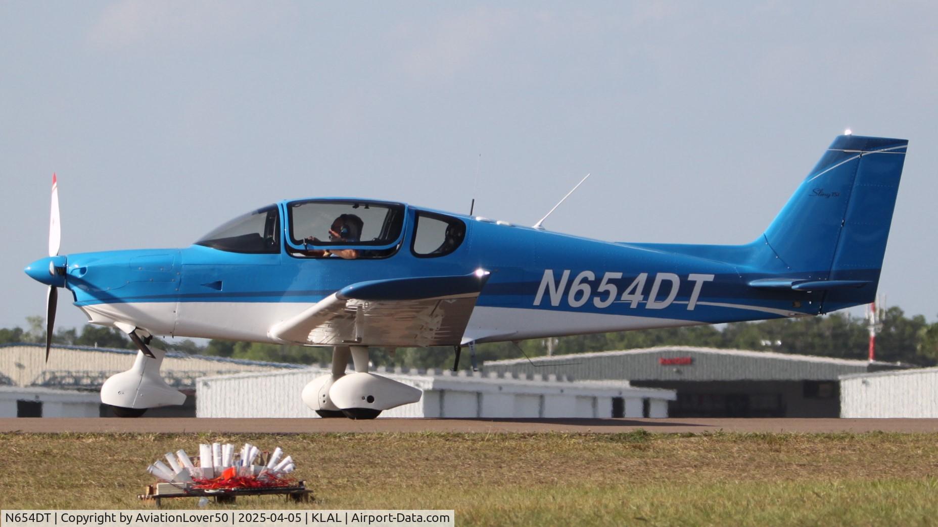 N654DT, 2022 Sling TSi C/N 429SK, Sling TSi