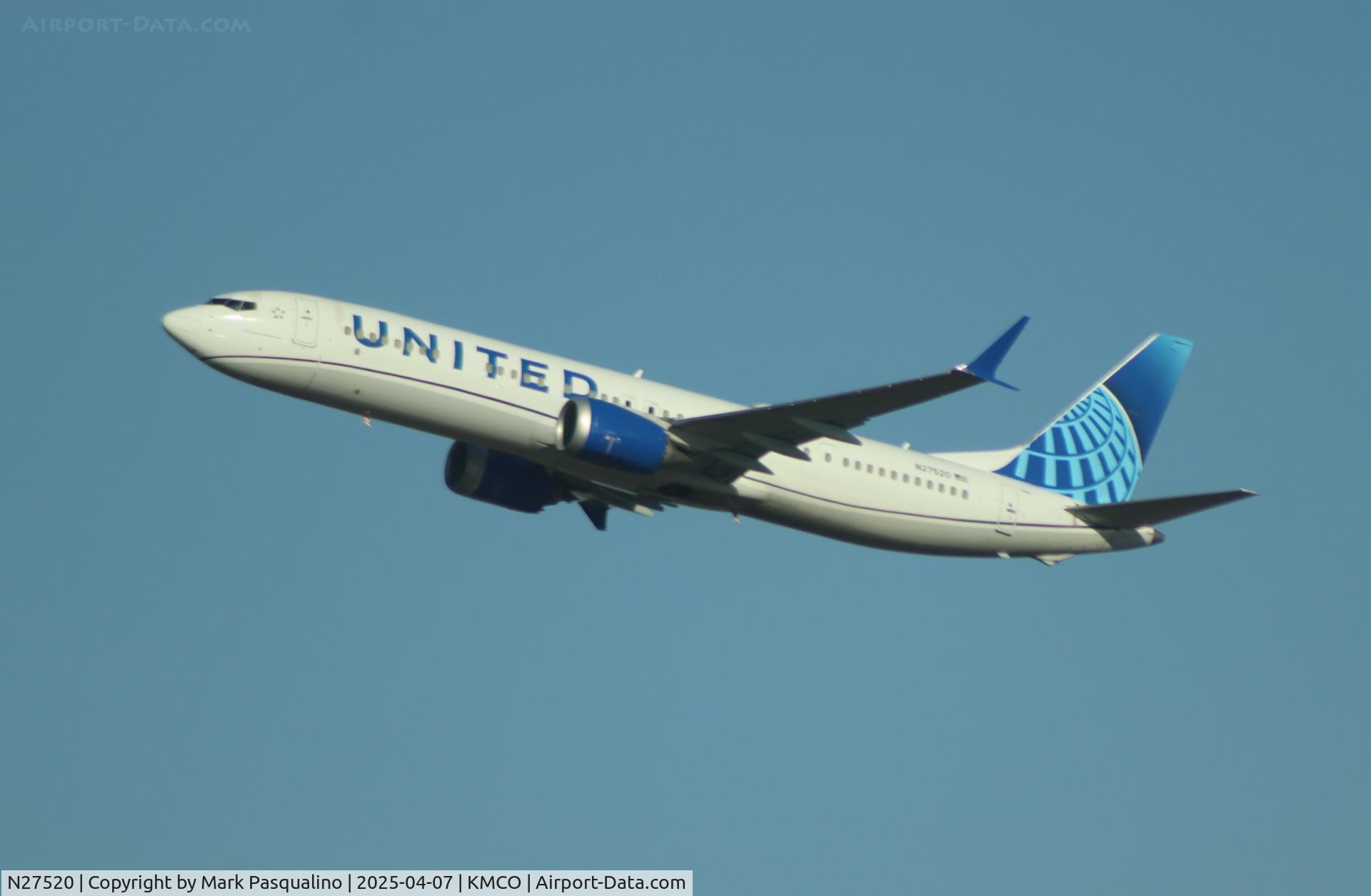 N27520, 2019 Boeing 737-9 MAX C/N 64498, Boeing 737-9 MAX