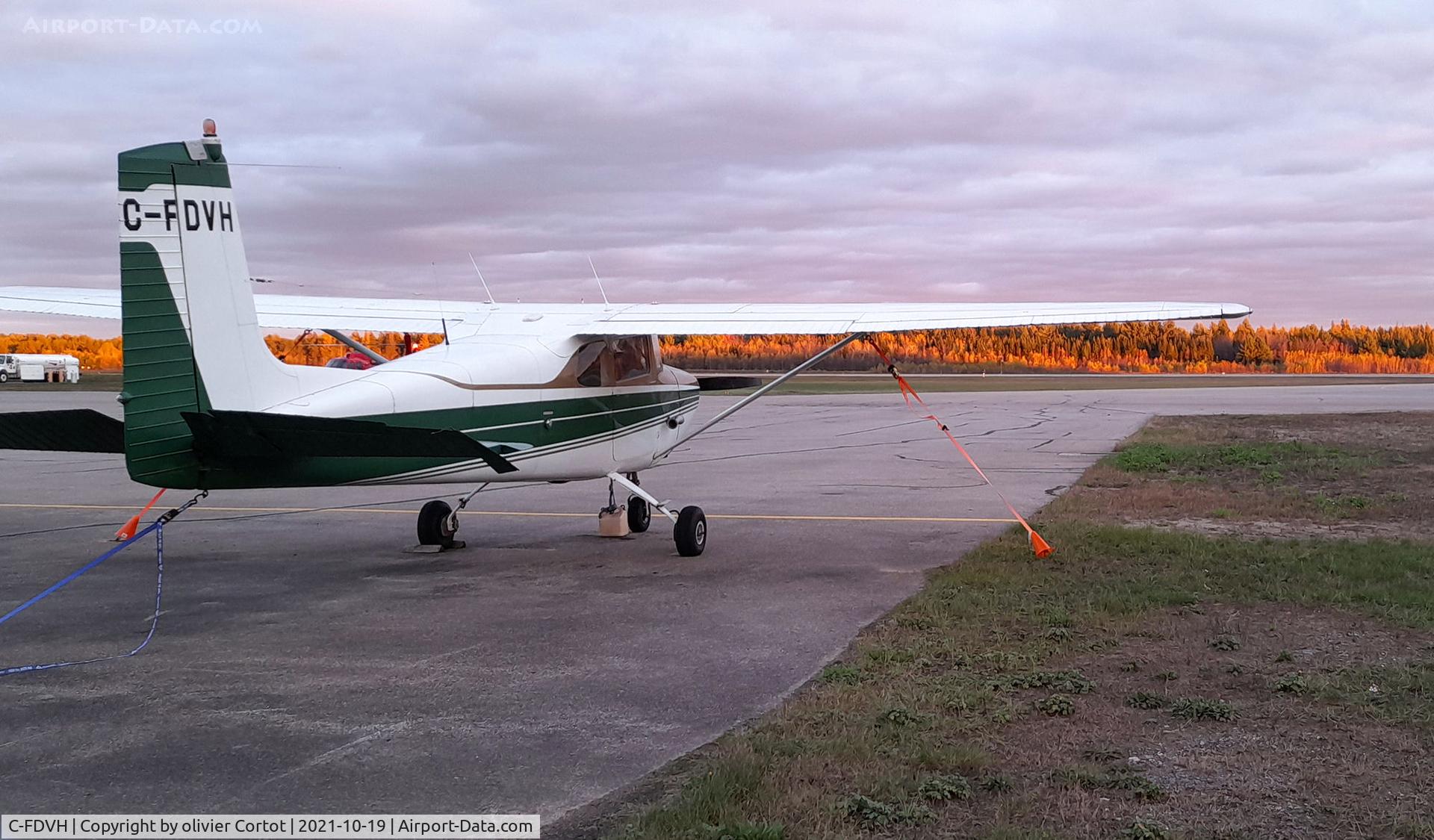 C-FDVH, 1958 Cessna 172 C/N 36776, Quebec, 2021