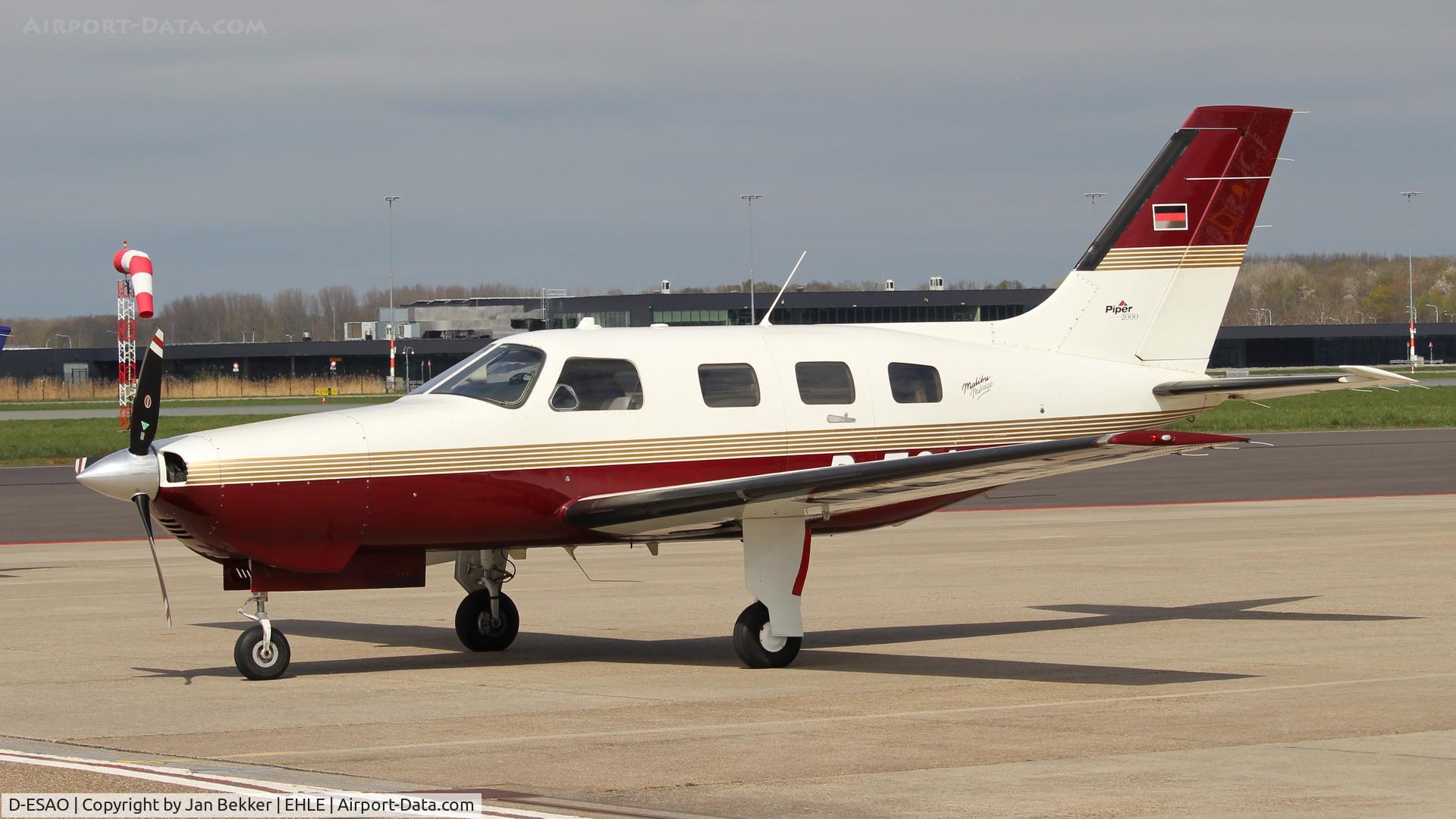 D-ESAO, 2000 Piper PA-46-350P Malibu Mirage Malibu Mirage C/N 4636282, Lelystad Airport