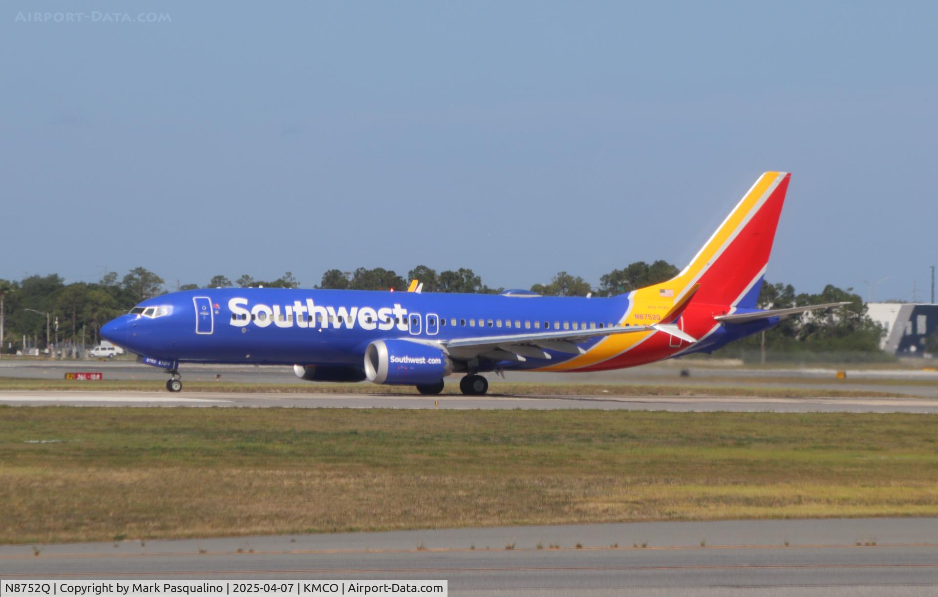 N8752Q, 2022 Boeing 737-8 MAX C/N 67206, Boeing 737-8 MAX