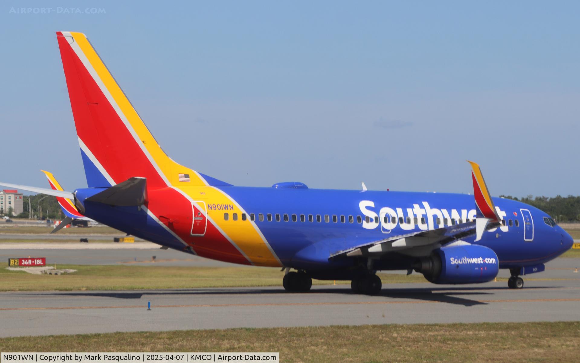 N901WN, 2007 Boeing 737-7H4 C/N 32545, Boeing 737-7H4