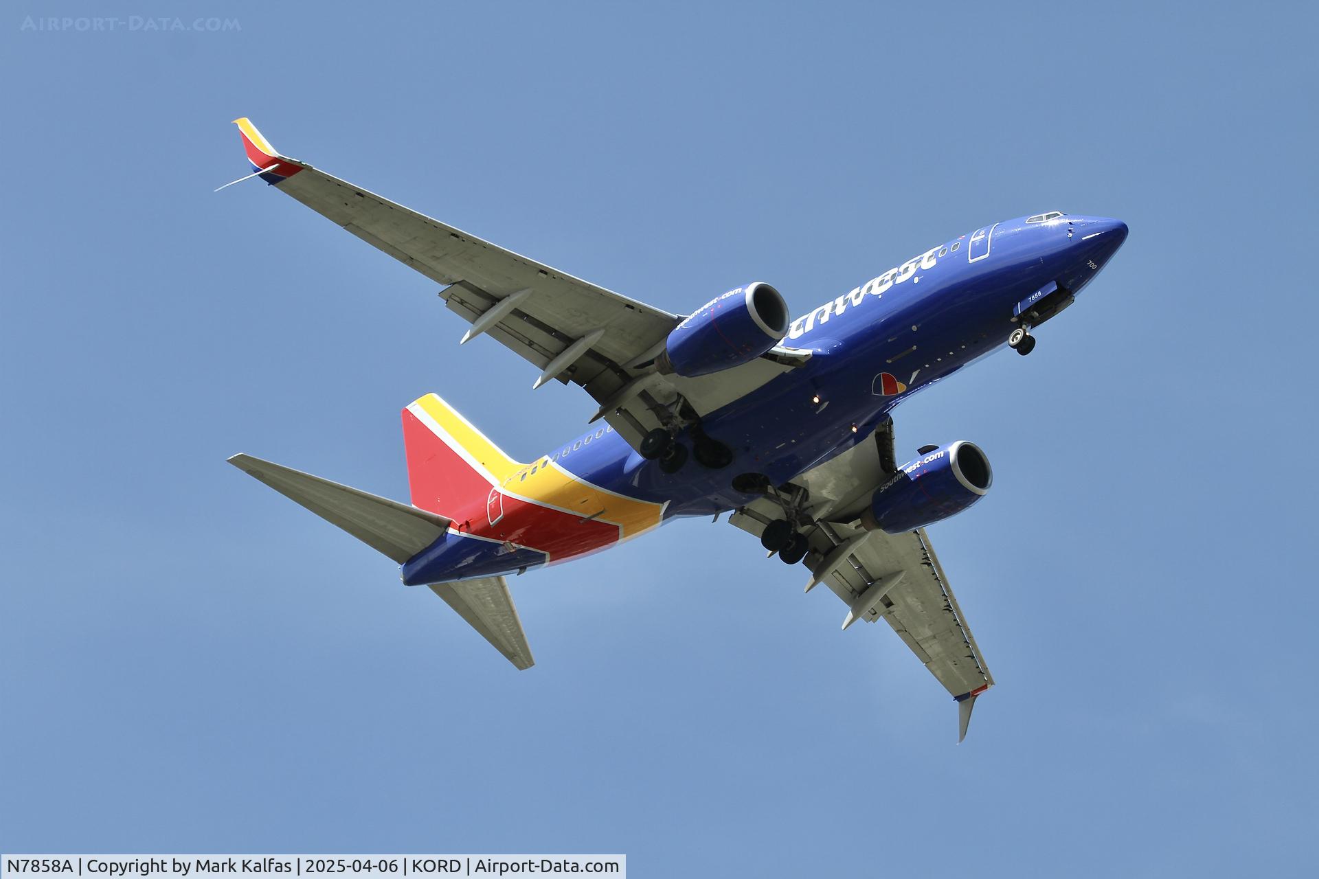 N7858A, 2005 Boeing 737-79P C/N 29361, B737 Southwest Airlines Boeing 737-79P N7858A arriving 10R KORD