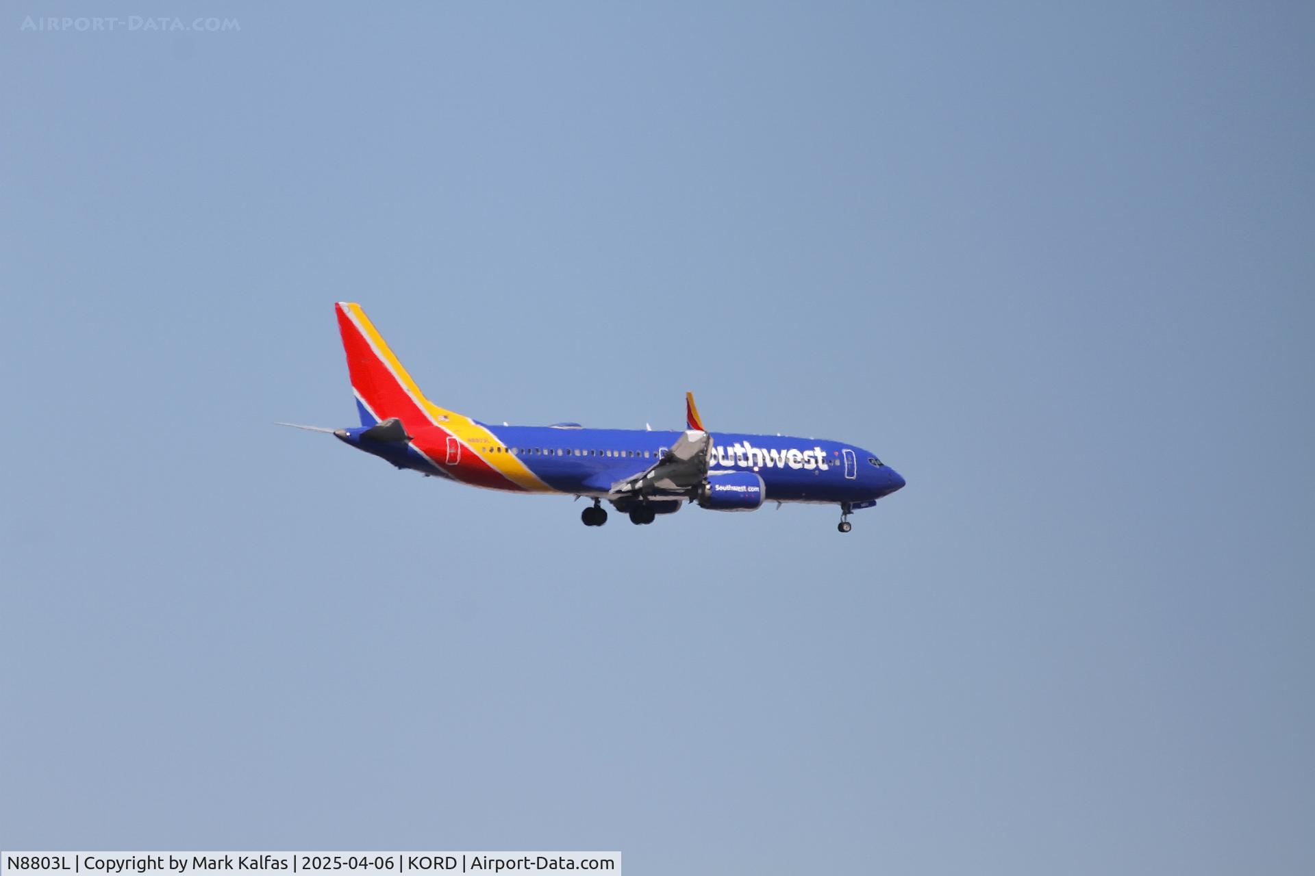 N8803L, 2019 Boeing 737-8 MAX C/N 42634, B38M Southwest Airlines Boeing 737-8 MAX N8803 10C approach KORD