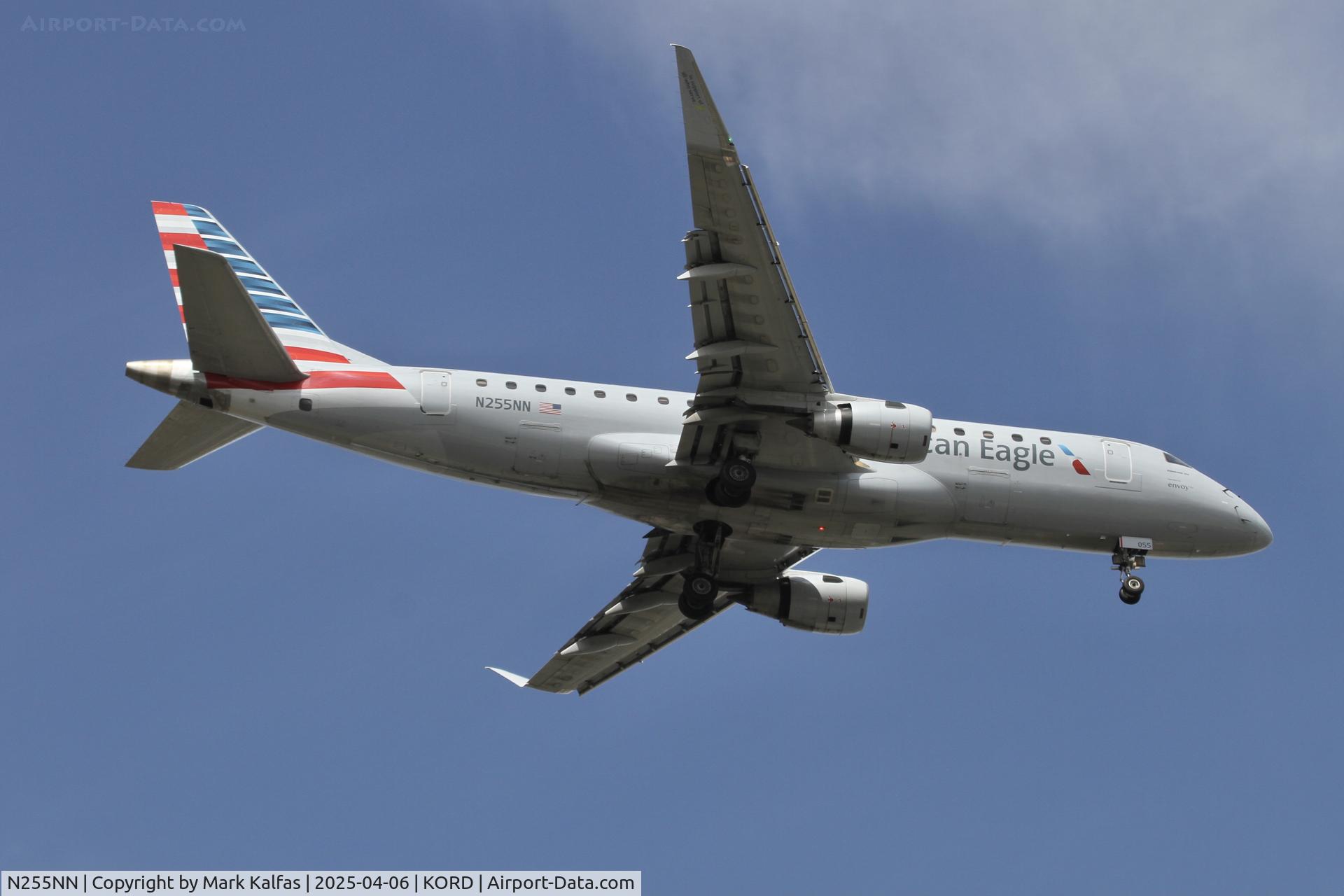 N255NN, 2017 Embraer 175LR (ERJ-170-200LR) C/N 17000664, E75L Envoy / American Eagle Embraer 175LR  N255NN on approach to 10 C KORD