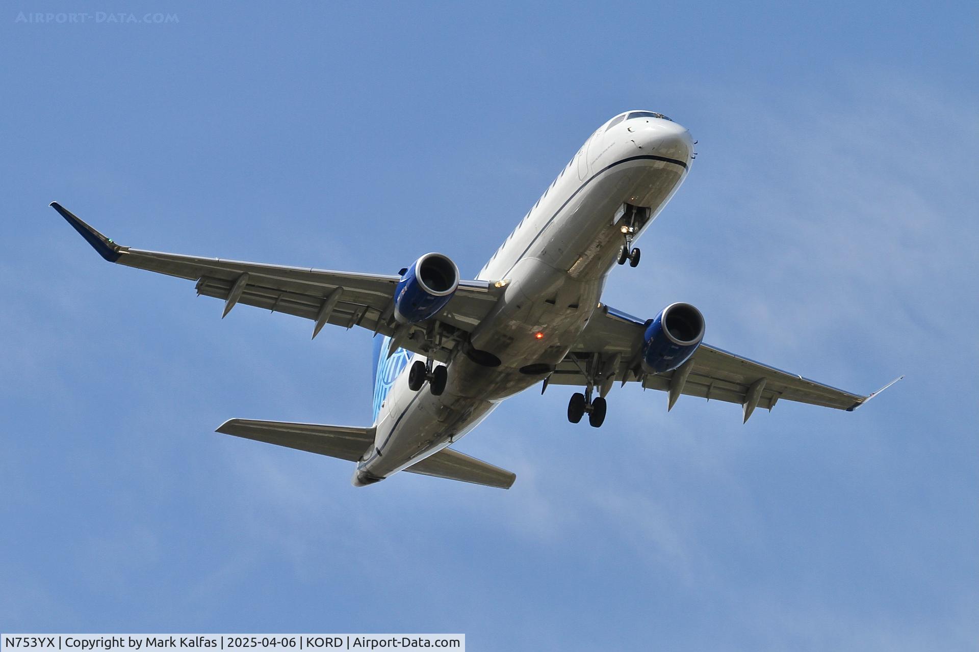 N753YX, 2022 Embraer 175LR (ERJ-170-200LR) C/N 17000924, E775L Republic Airways / United Express EMBRAER 175 N753YX 10R approach KORD.