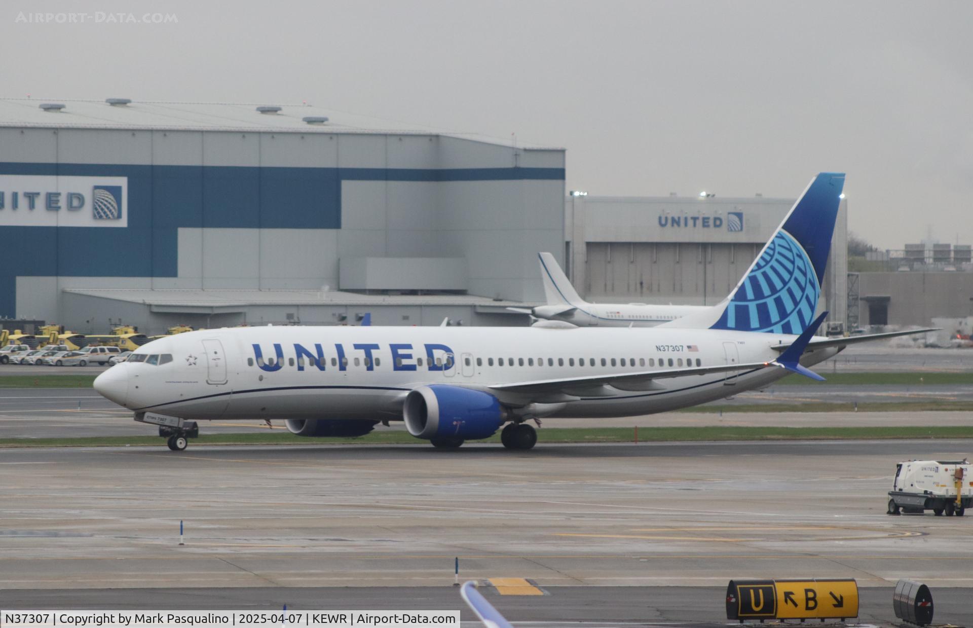 N37307, 2019 Boeing 737-8 MAX C/N 64608, Boeing 737-8 MAX