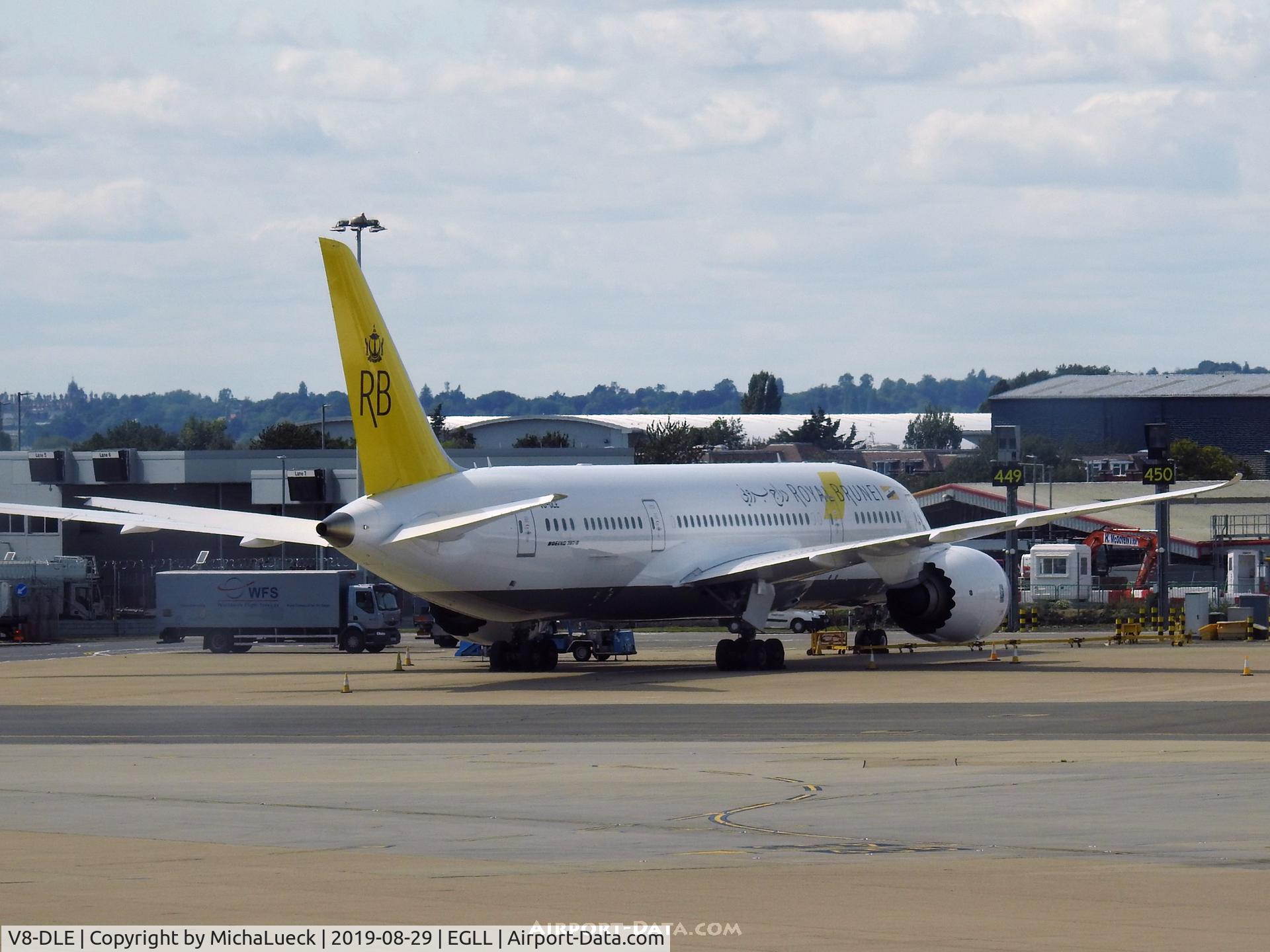 V8-DLE, 2018 Boeing 787-8 Dreamliner Dreamliner C/N 34791, At Heathrow