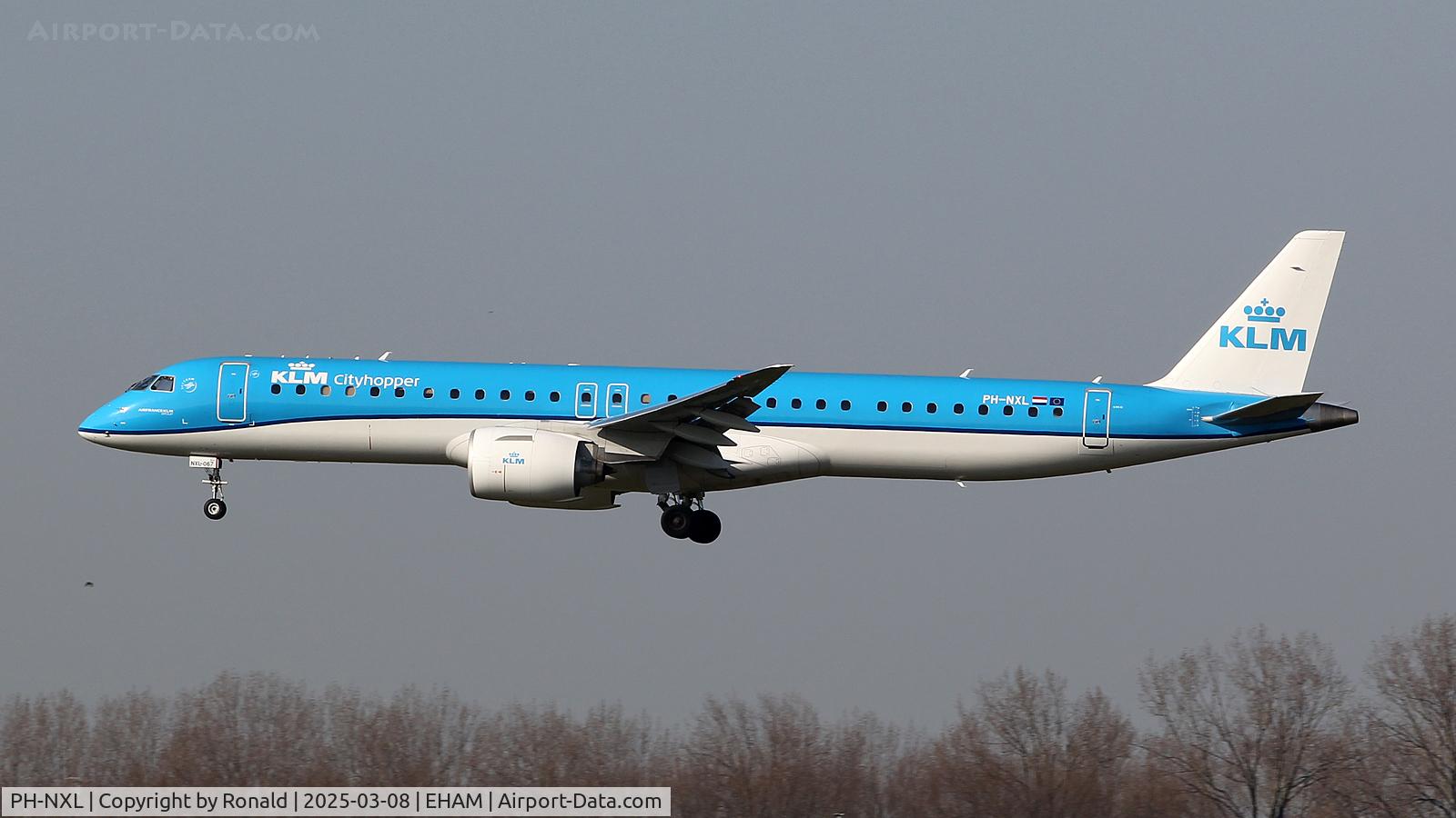 PH-NXL, 2022 Embraer E195-E2 C/N 19020067, at eham