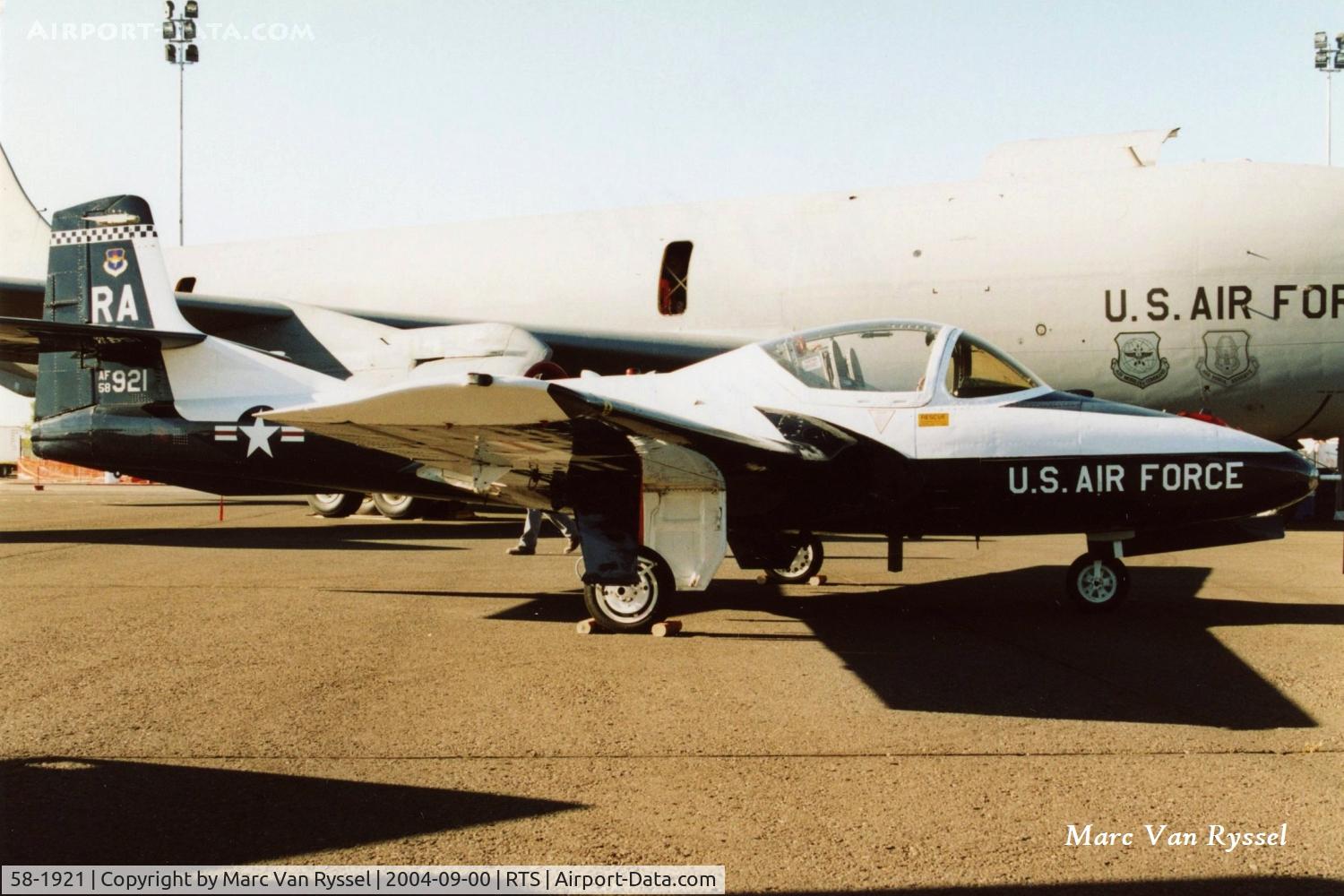 58-1921, 1958 Cessna T-37B Tweety Bird C/N 40346, At the 2004 Reno Air Races. 559FTS  12FTW  Randolph AFB.