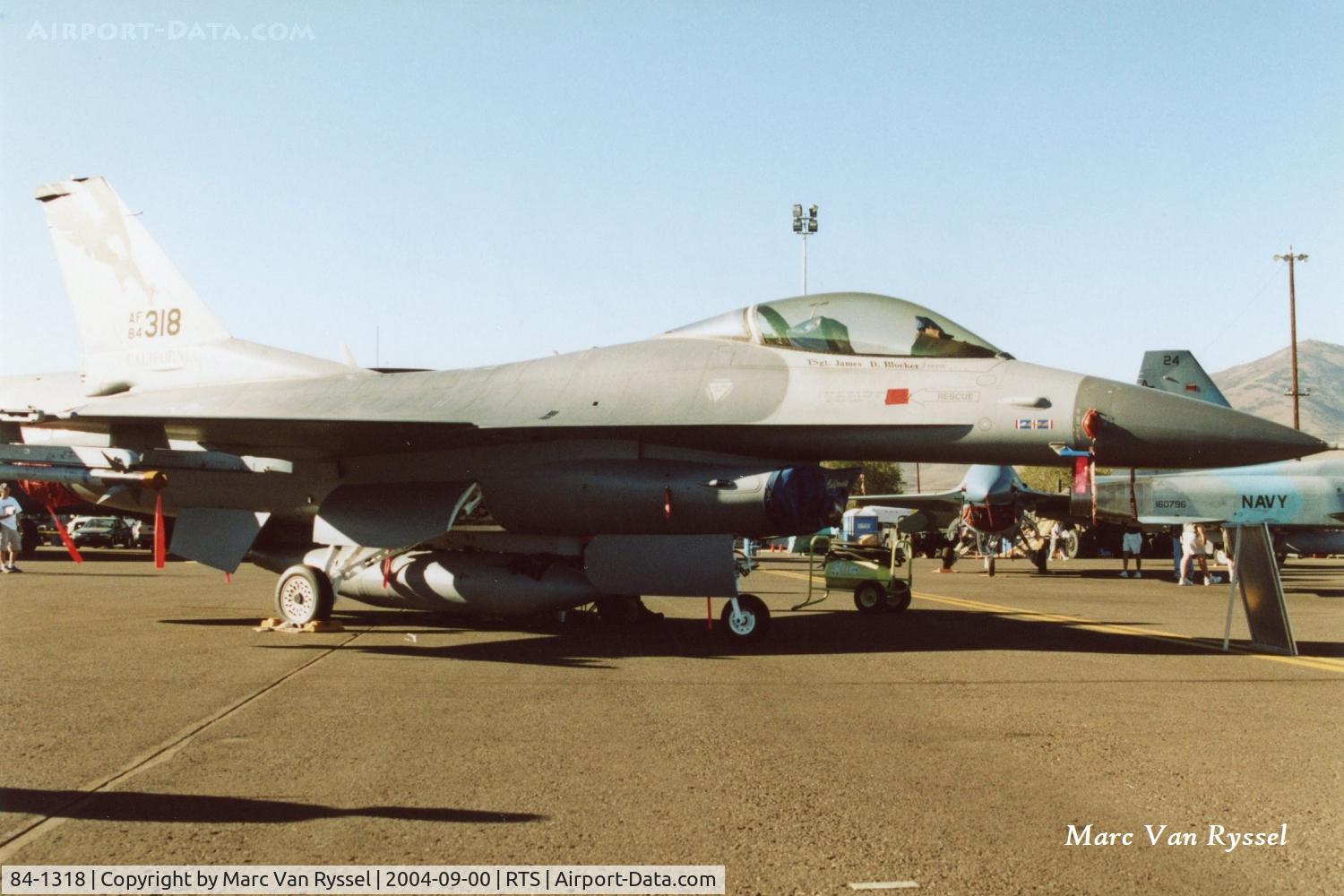 84-1318, 1984 General Dynamics F-16C Fighting Falcon C/N SC-155, At the 2004 Reno Air Races, 194FS  144FW  California ANG.