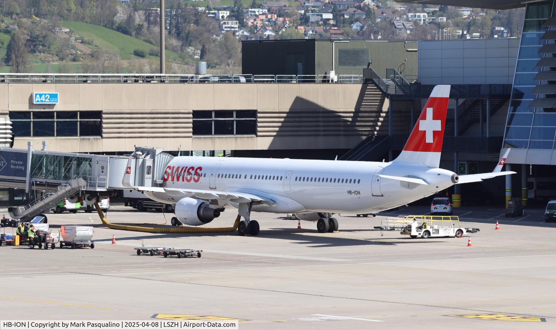 HB-ION, 2013 Airbus A321-212 C/N 5567, Airbus A321-212