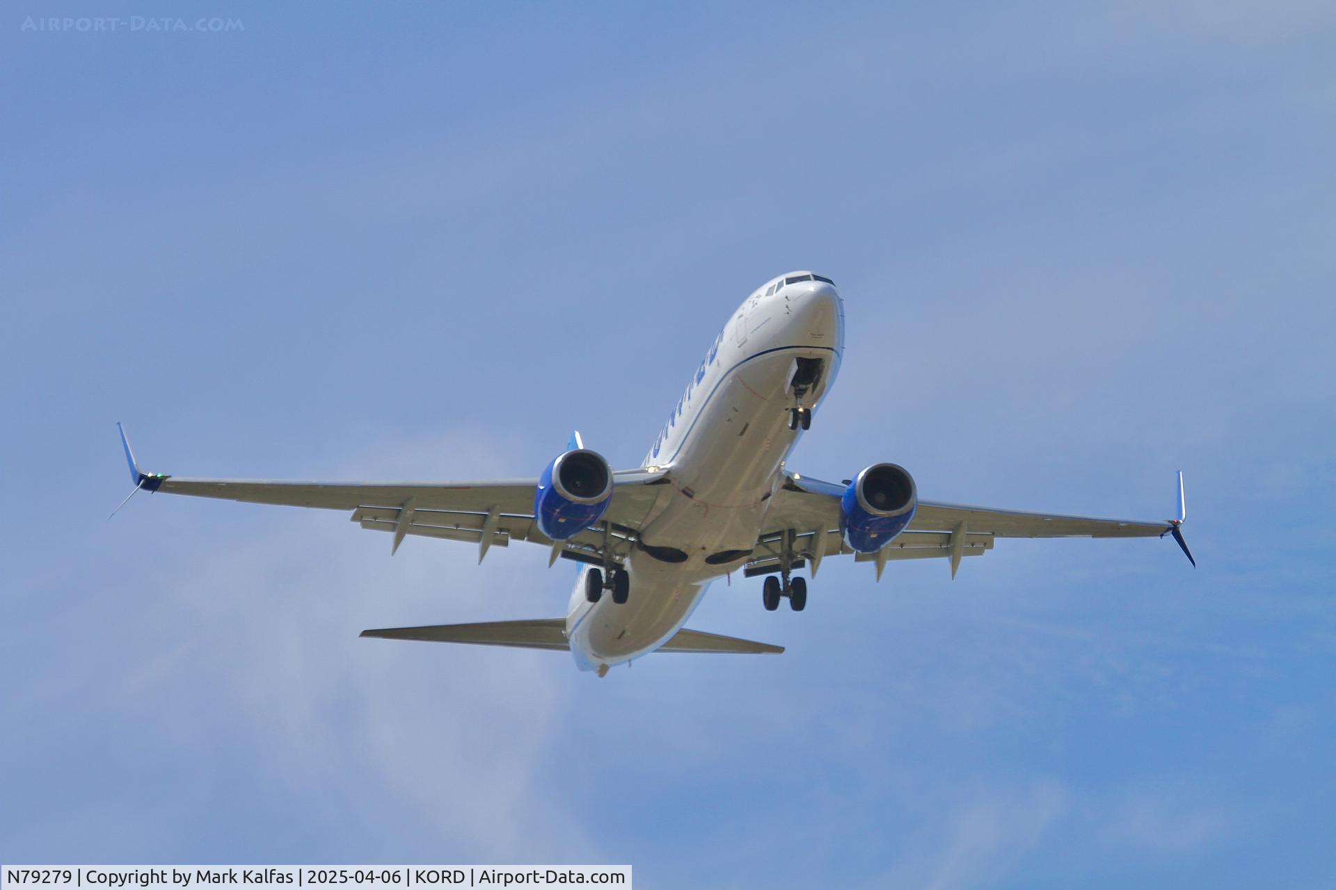 N79279, 2003 Boeing 737-824 C/N 31597, B738 United Airlines Boeing 737-824(WL) N79279 arriving 10R KORD