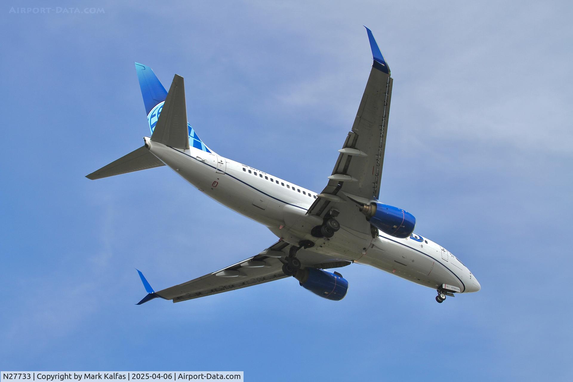 N27733, 1999 Boeing 737-724 C/N 28800, B737 United Airlines BOEING 737-724 N27733 10R approach KORD