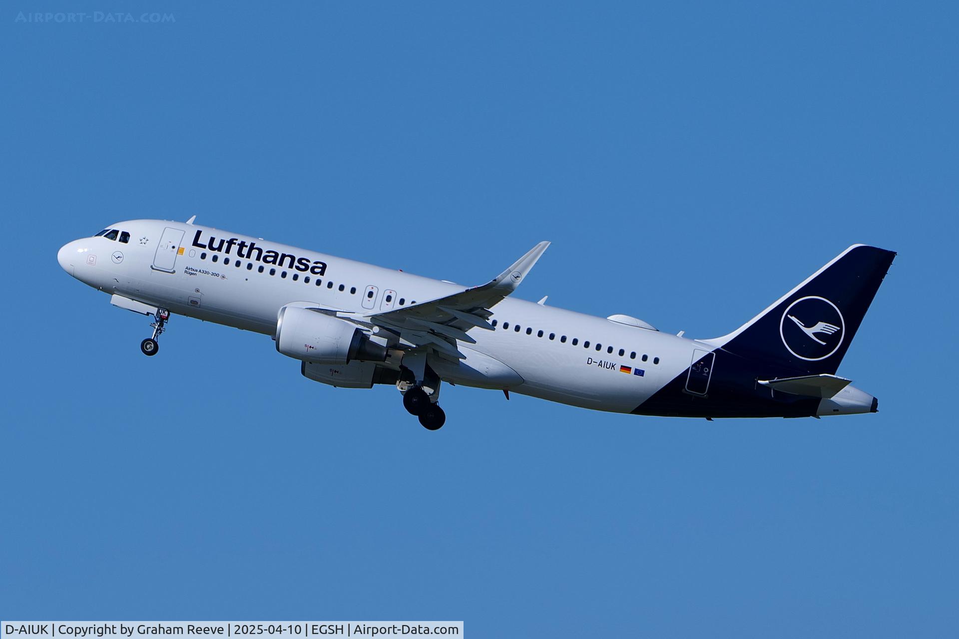 D-AIUK, 2015 Airbus A320-214 C/N 6423, Just landed at Norwich.