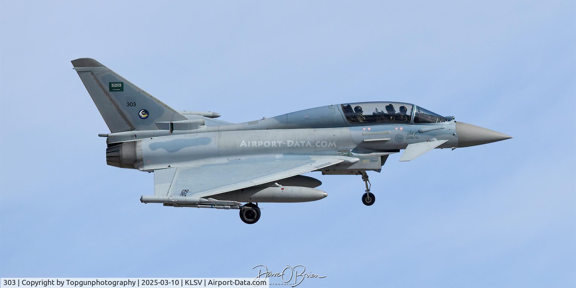 303, 2010 Eurofighter EF-2000 Typhoon T C/N CT003/BT020/238, RSAF42 right base for 21R