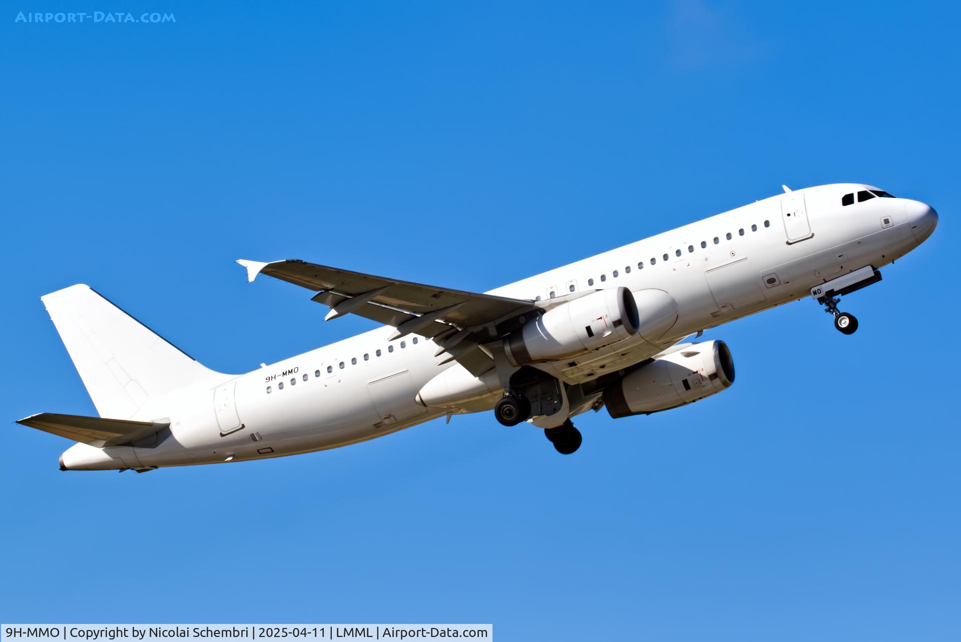 9H-MMO, 2008 Airbus A320-232 C/N 3577, Departing runway 31 at LMML
