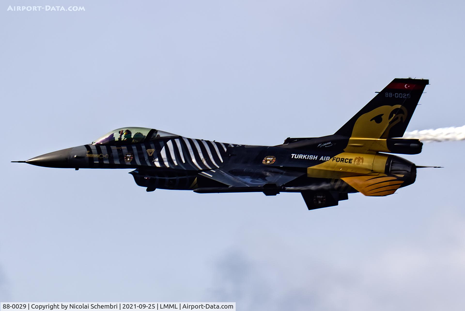 88-0029, TAI (Turkish Aerospace Industries) F-16C Fighting Falcon C/N 4R-31, Flying display at the Malta International Airshow 2021.