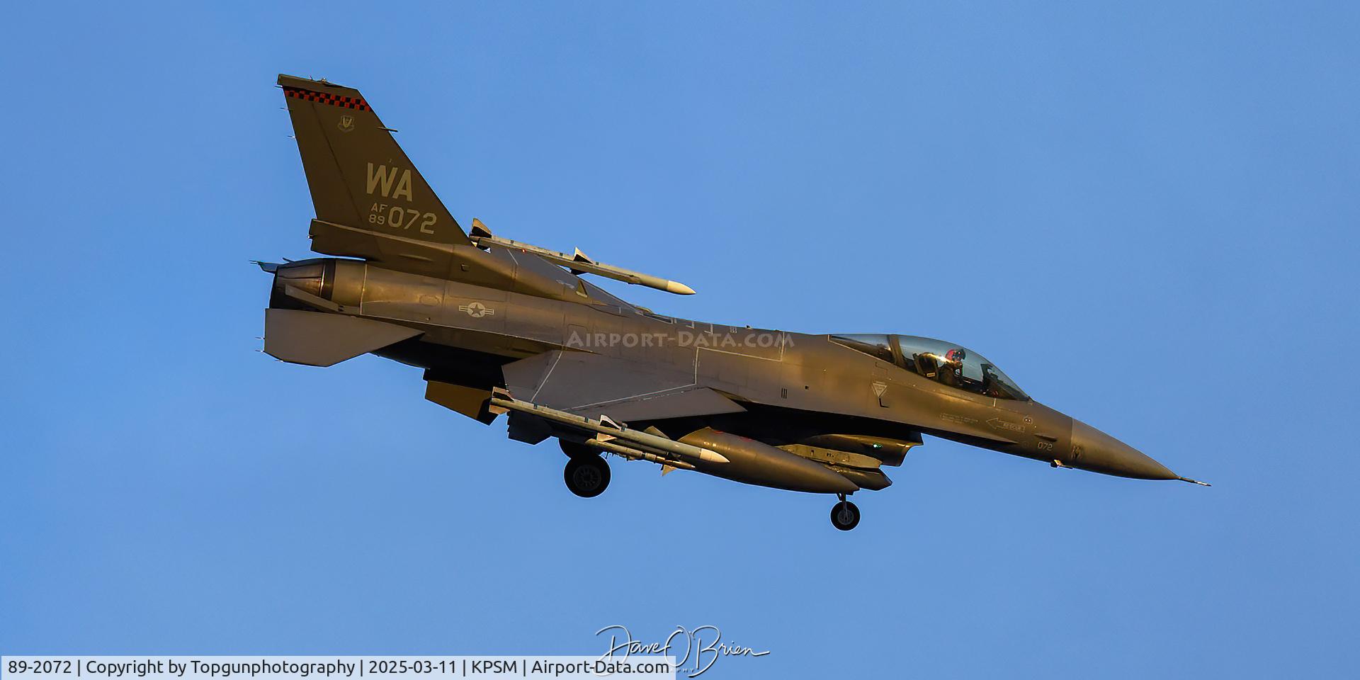 89-2072, 1990 General Dynamics F-16C Block 40F C/N 1C-225, OLD01 coming home at golden hour