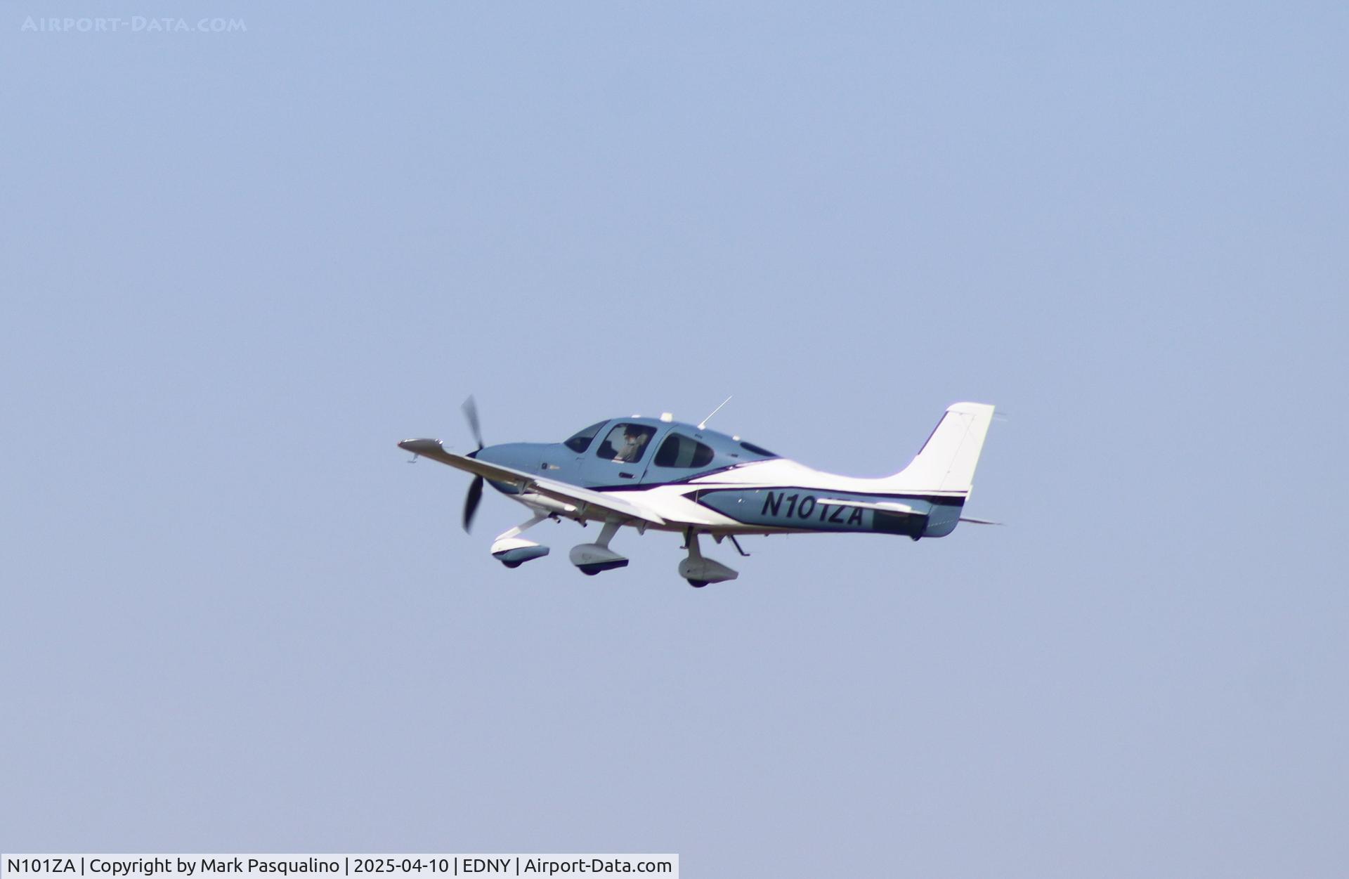 N101ZA, 2024 Cirrus SR22 C/N 10117, Cirrus SR22