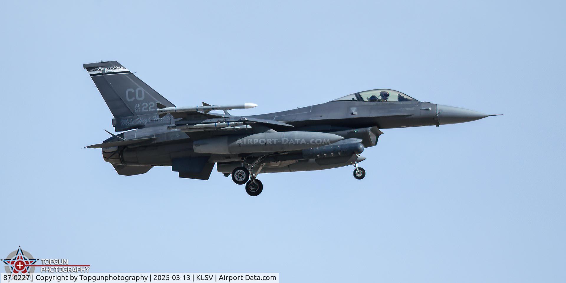 87-0227, 1987 General Dynamics F-16C Fighting Falcon C/N 5C-488, Dark skinned CO Viper