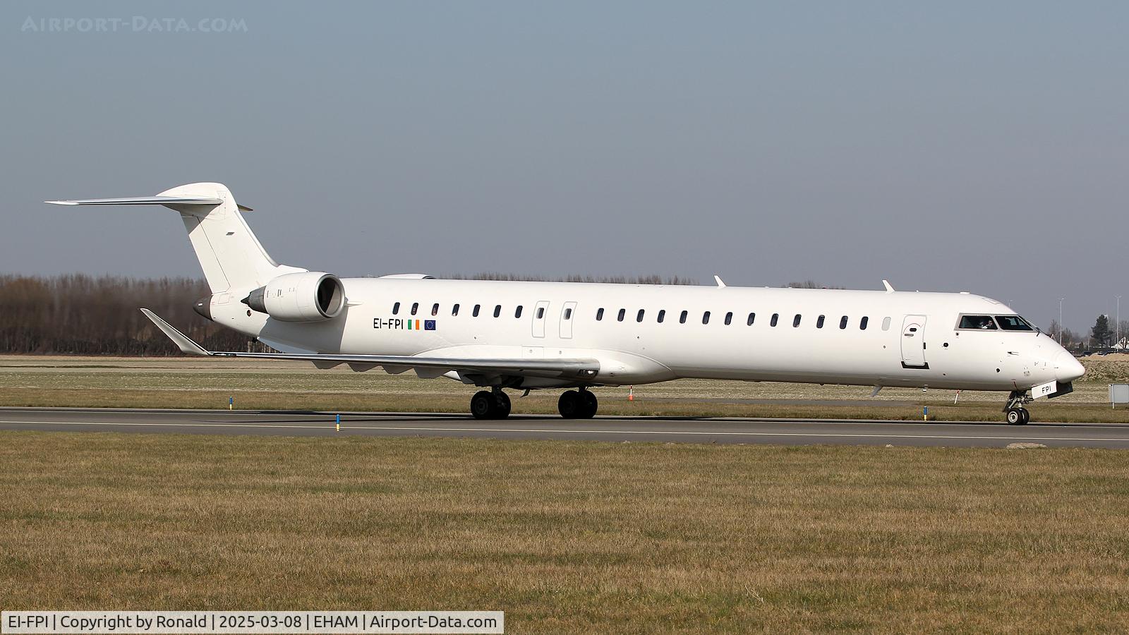 EI-FPI, 2016 Bombardier CRJ-900LR (CL-600-2D24) C/N 15425, at eham